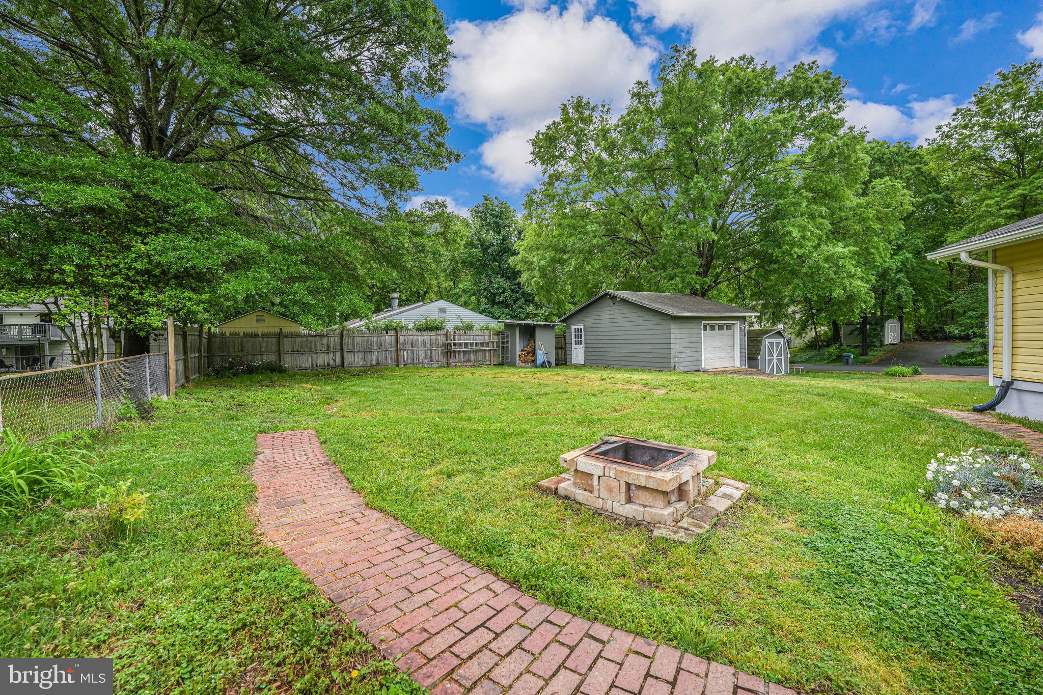 WAVERLY VILLAGE - Residential