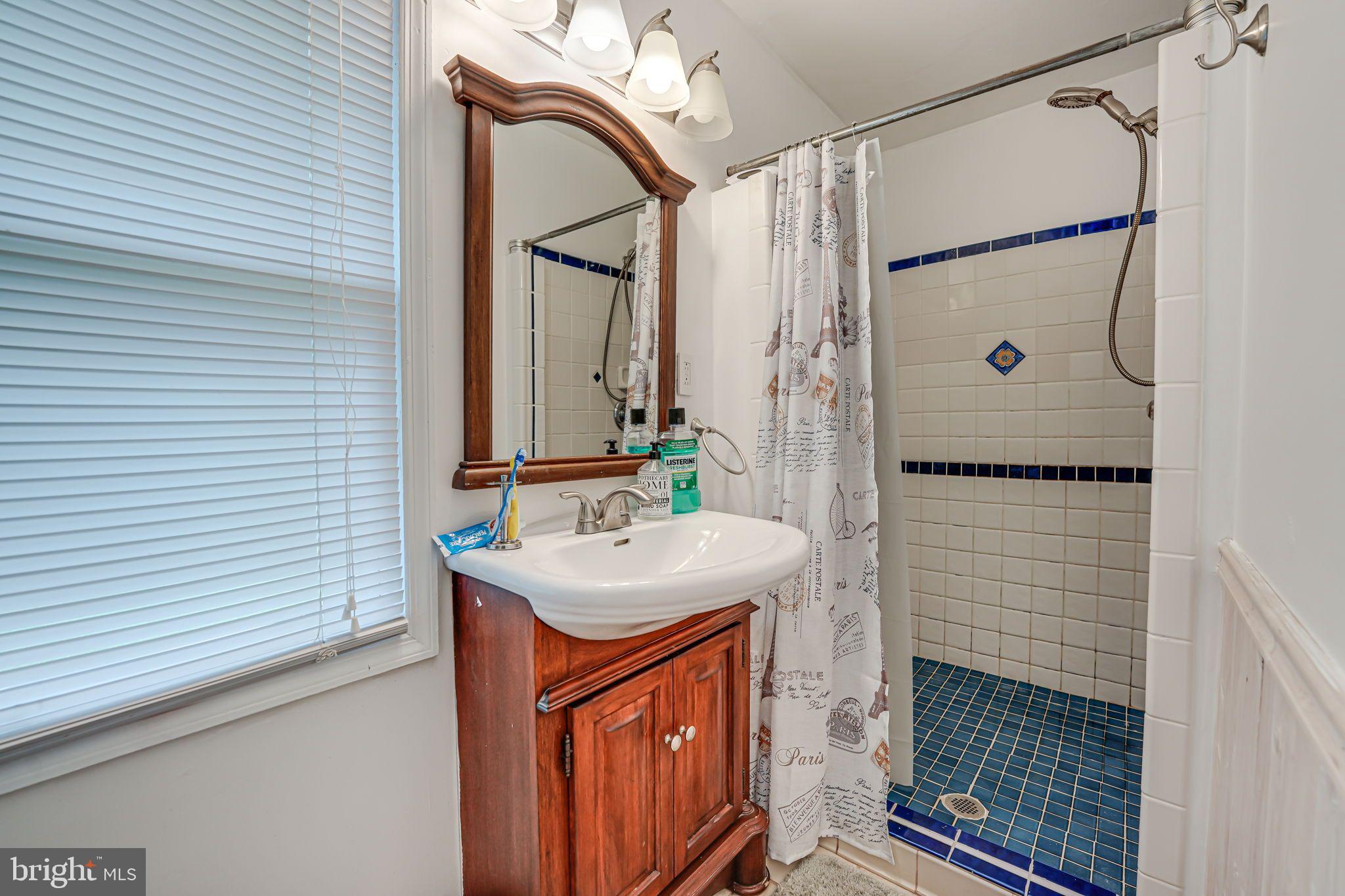 WAVERLY VILLAGE - Residential