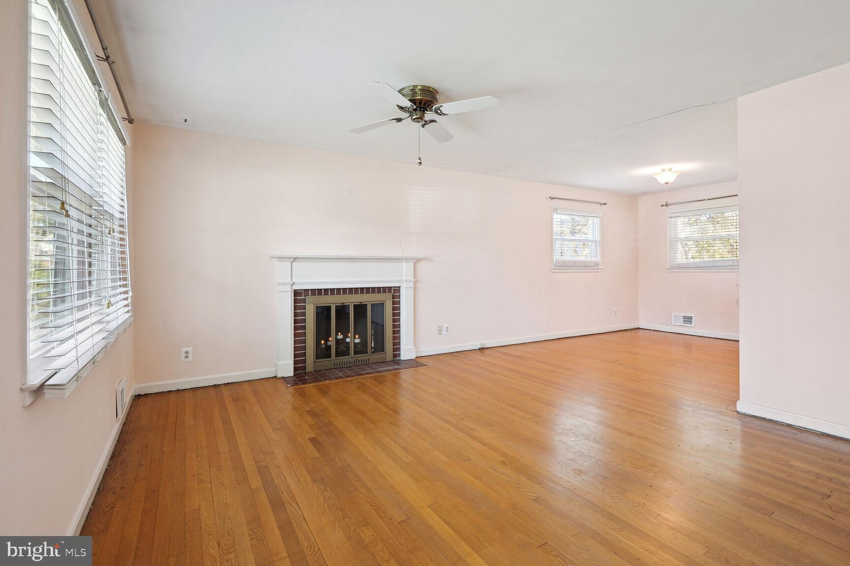 BROYHILLS MCLEAN ESTATES - Residential