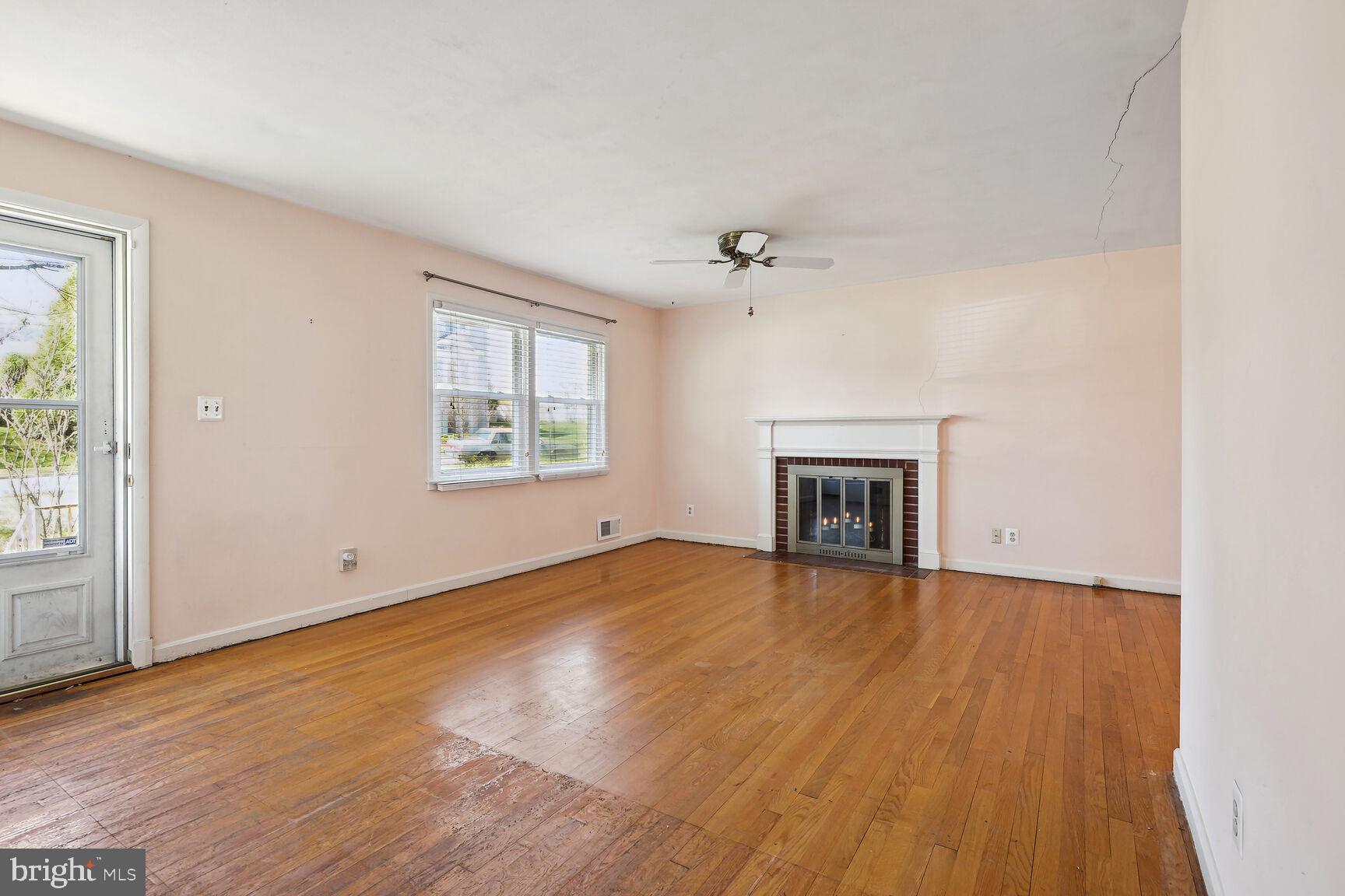 BROYHILLS MCLEAN ESTATES - Residential