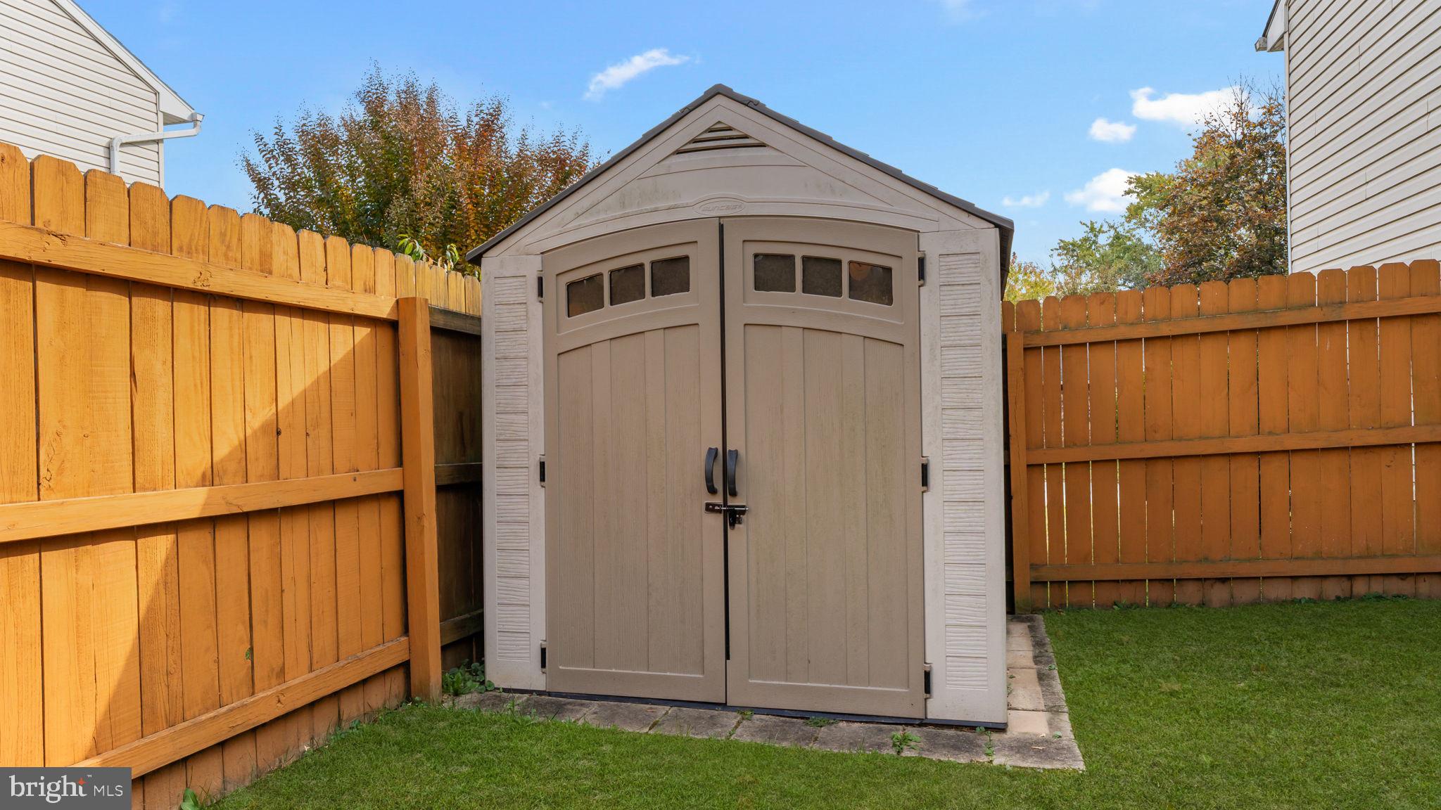 ARTISANS VIEW - Residential