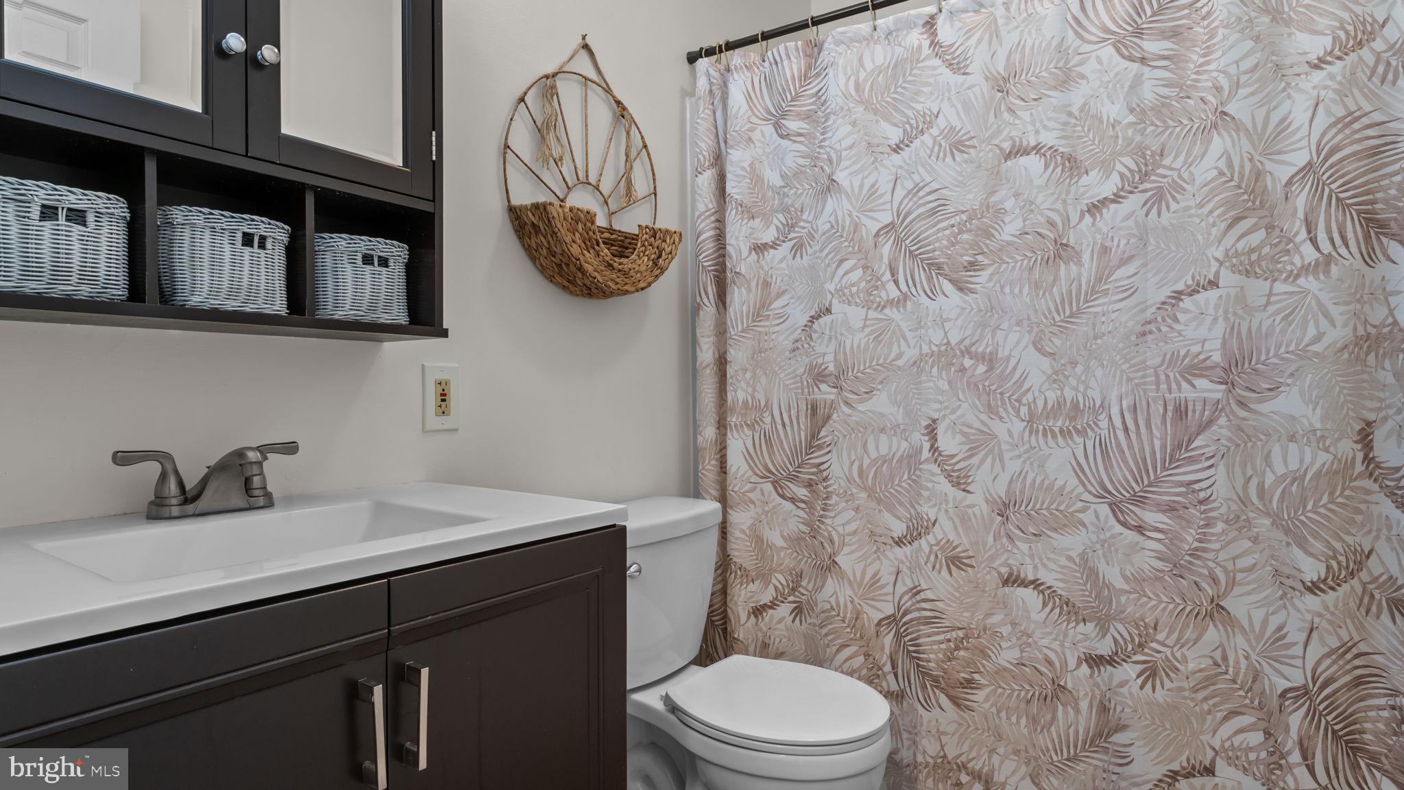 ARTISANS VIEW - Residential