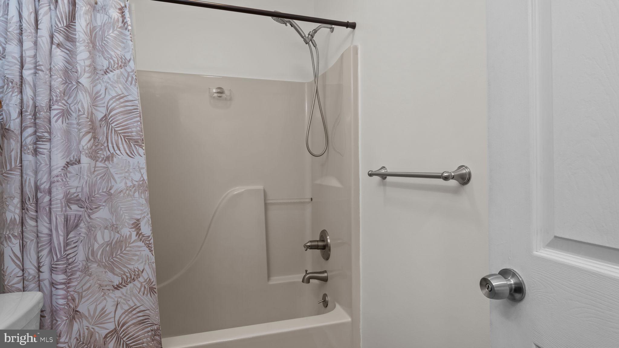 ARTISANS VIEW - Residential