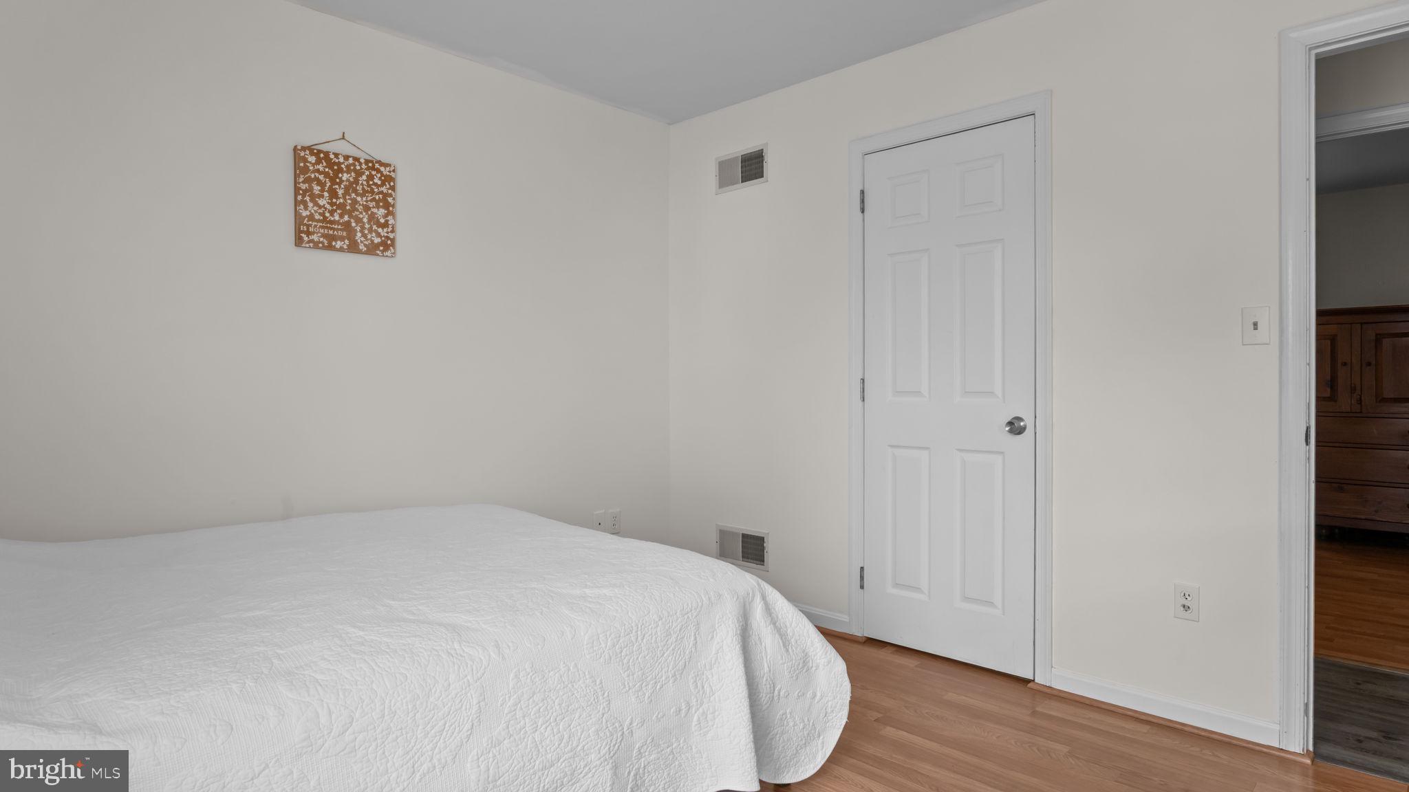 ARTISANS VIEW - Residential