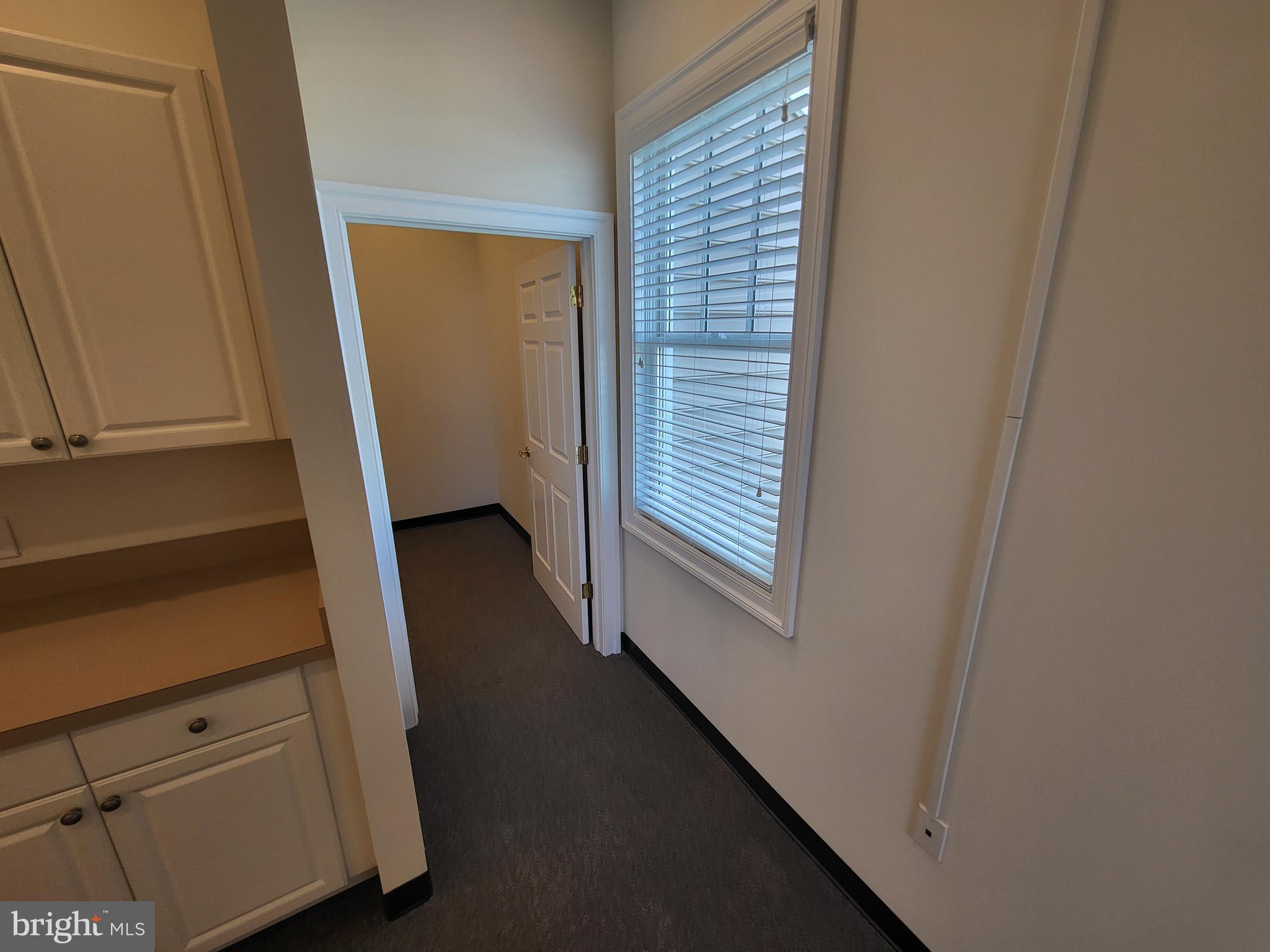 BROOKS TRIO - Commercial Lease