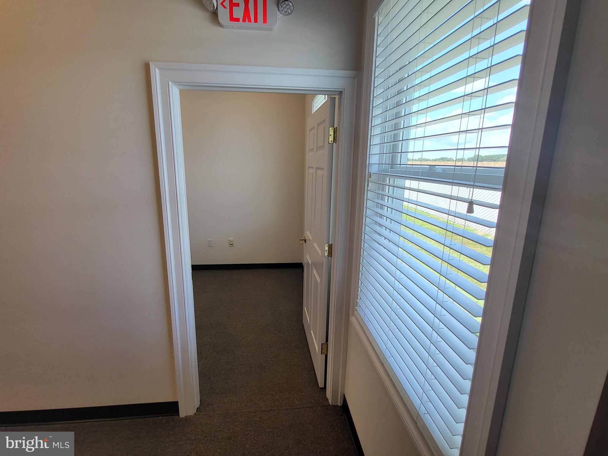 BROOKS TRIO - Commercial Lease