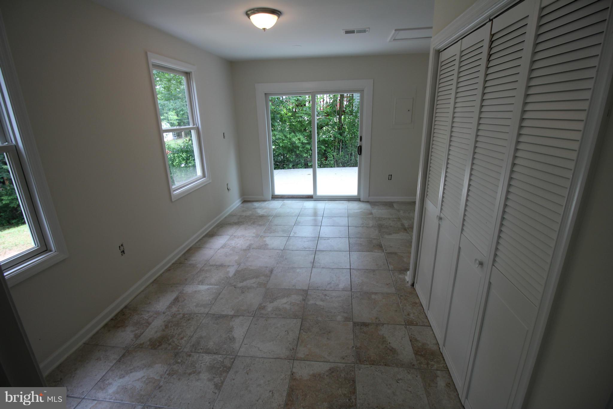 MANASSAS PARK - Residential