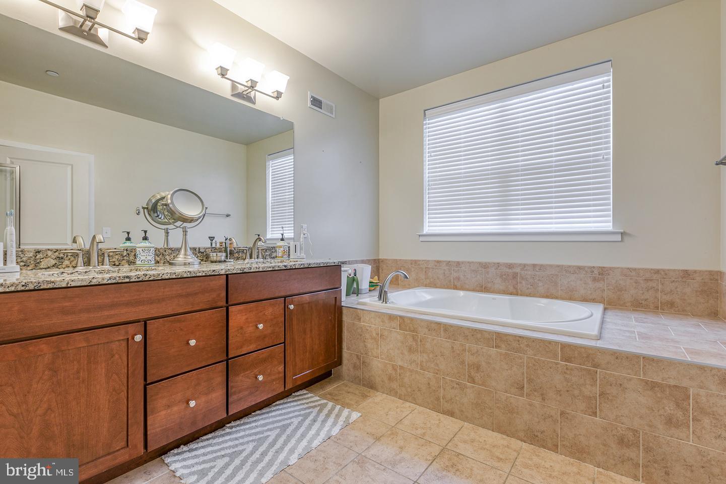 GRADUATE HOSPITAL - Residential Lease