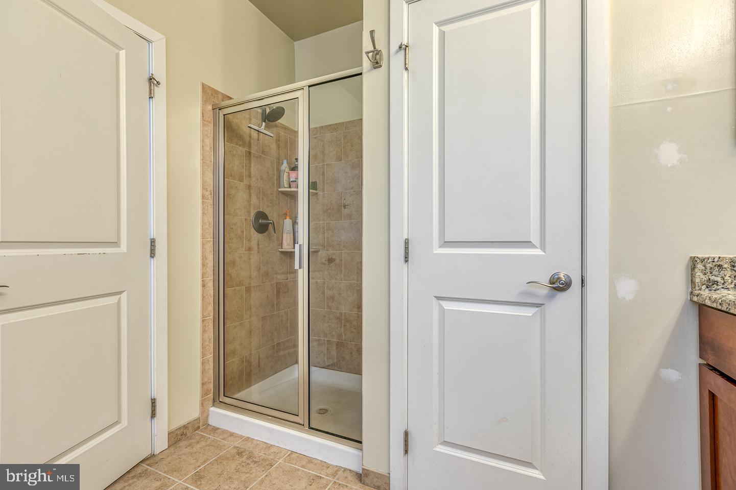 GRADUATE HOSPITAL - Residential Lease