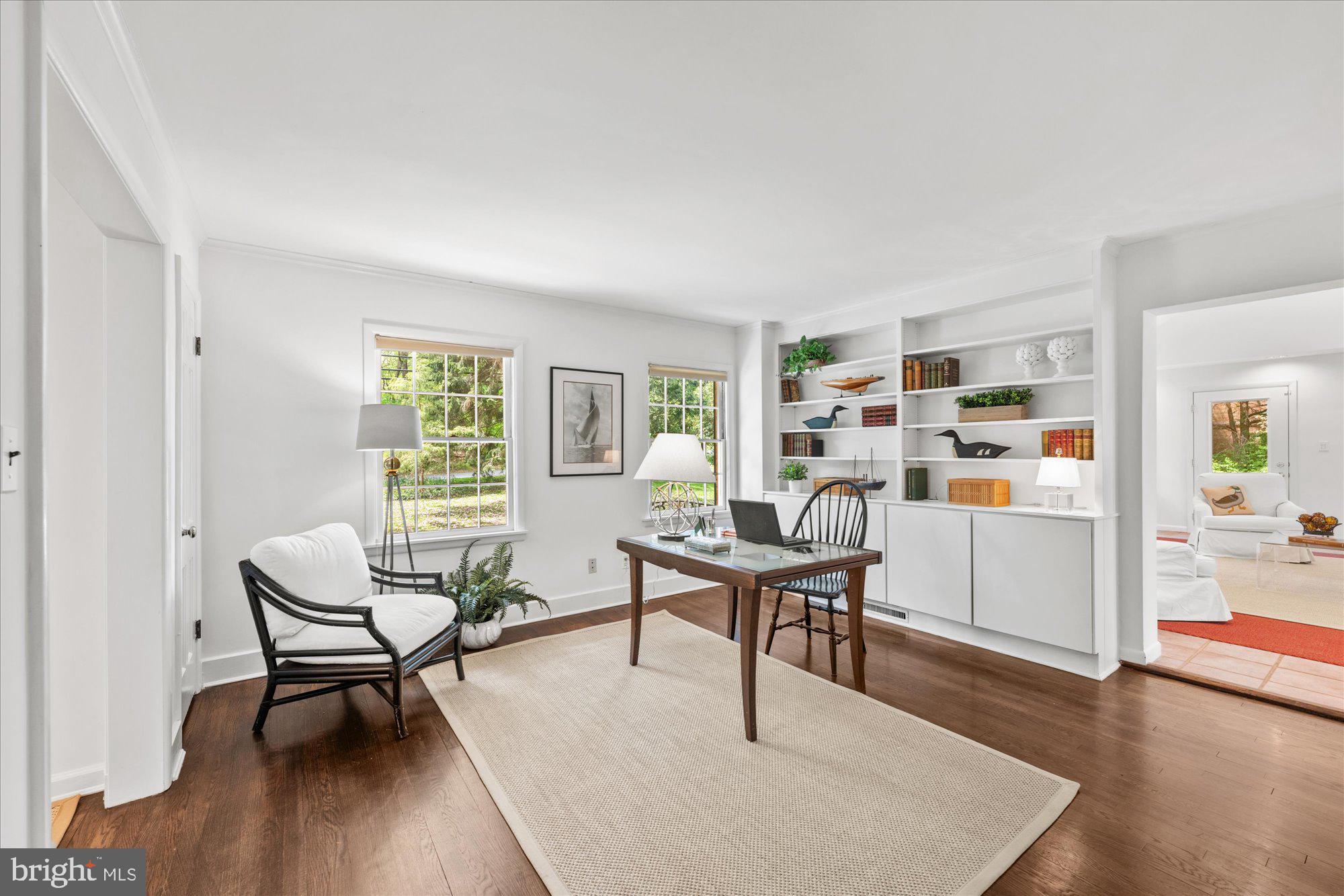 CONGRESSIONAL MANOR - Residential