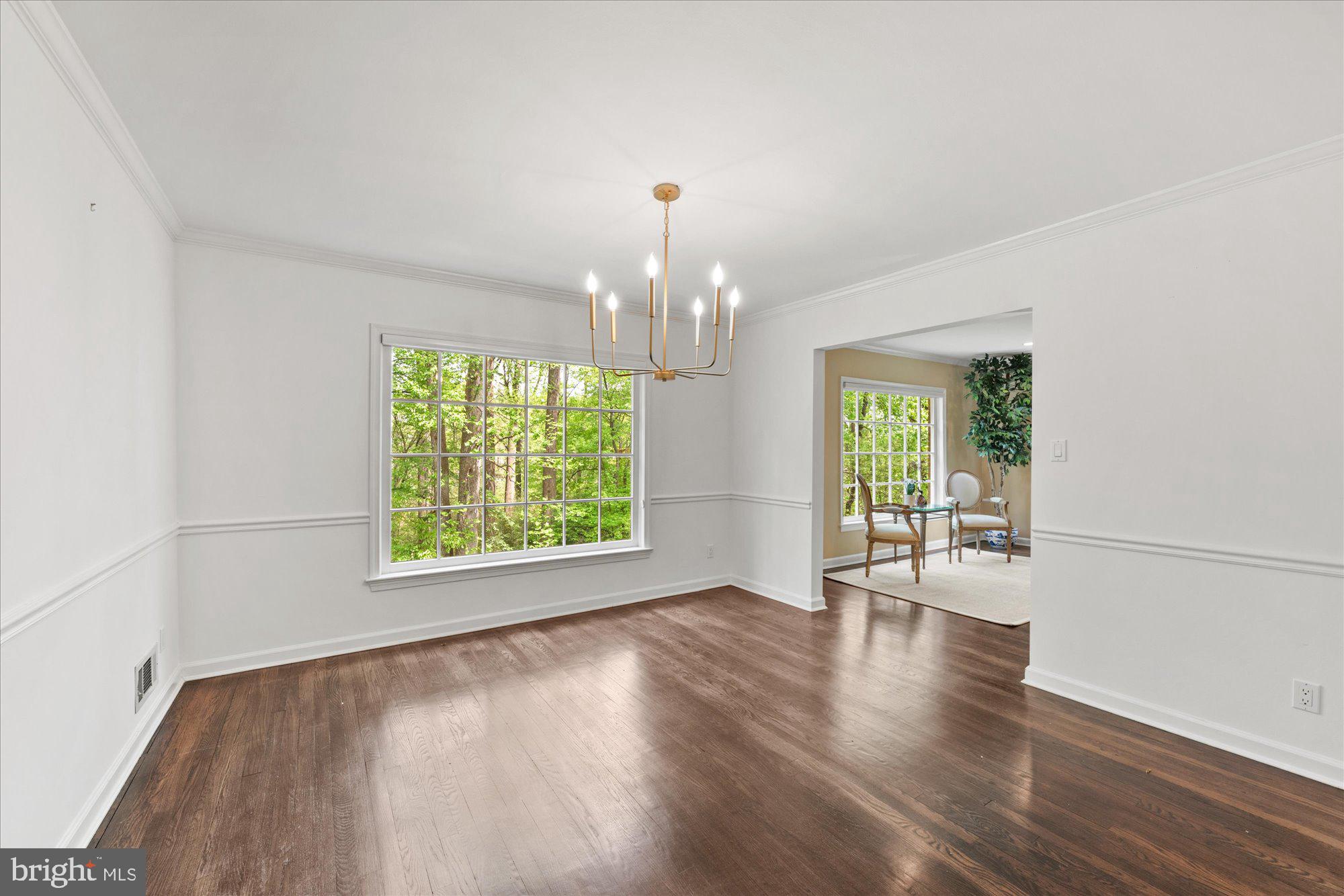 CONGRESSIONAL MANOR - Residential