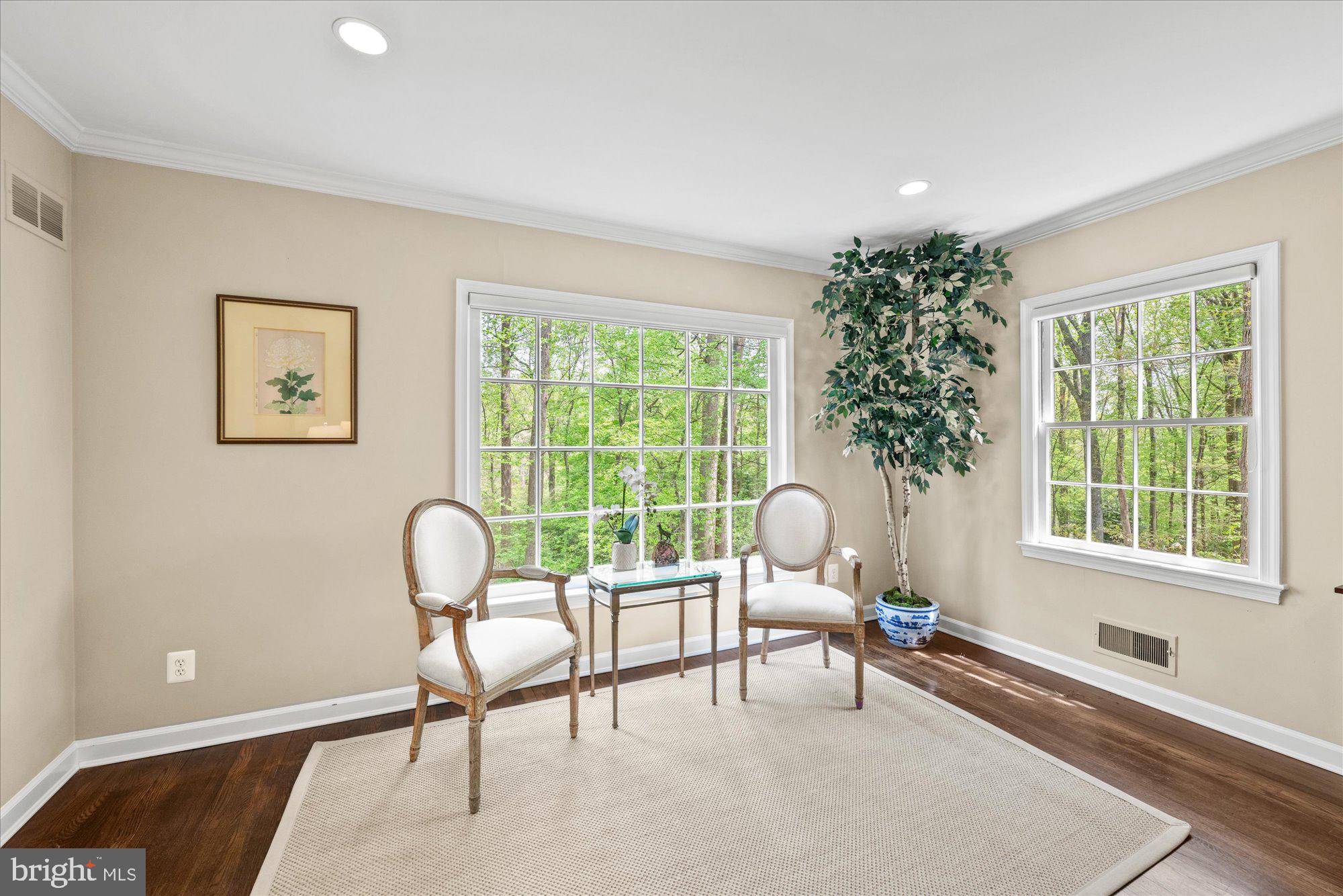 CONGRESSIONAL MANOR - Residential