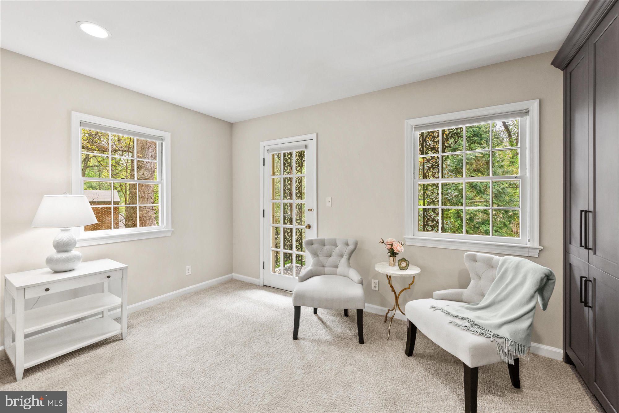 CONGRESSIONAL MANOR - Residential