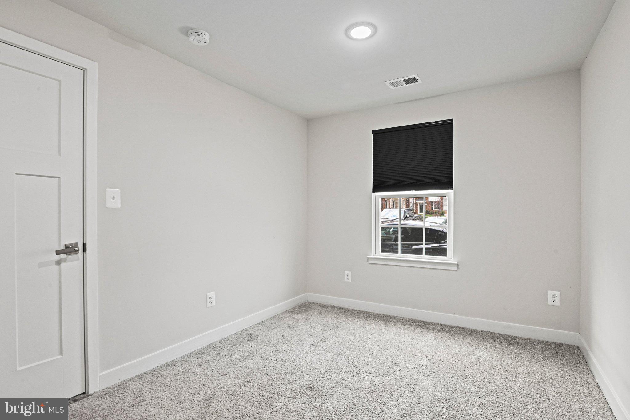 ARCOLA TOWN CENTER - Residential