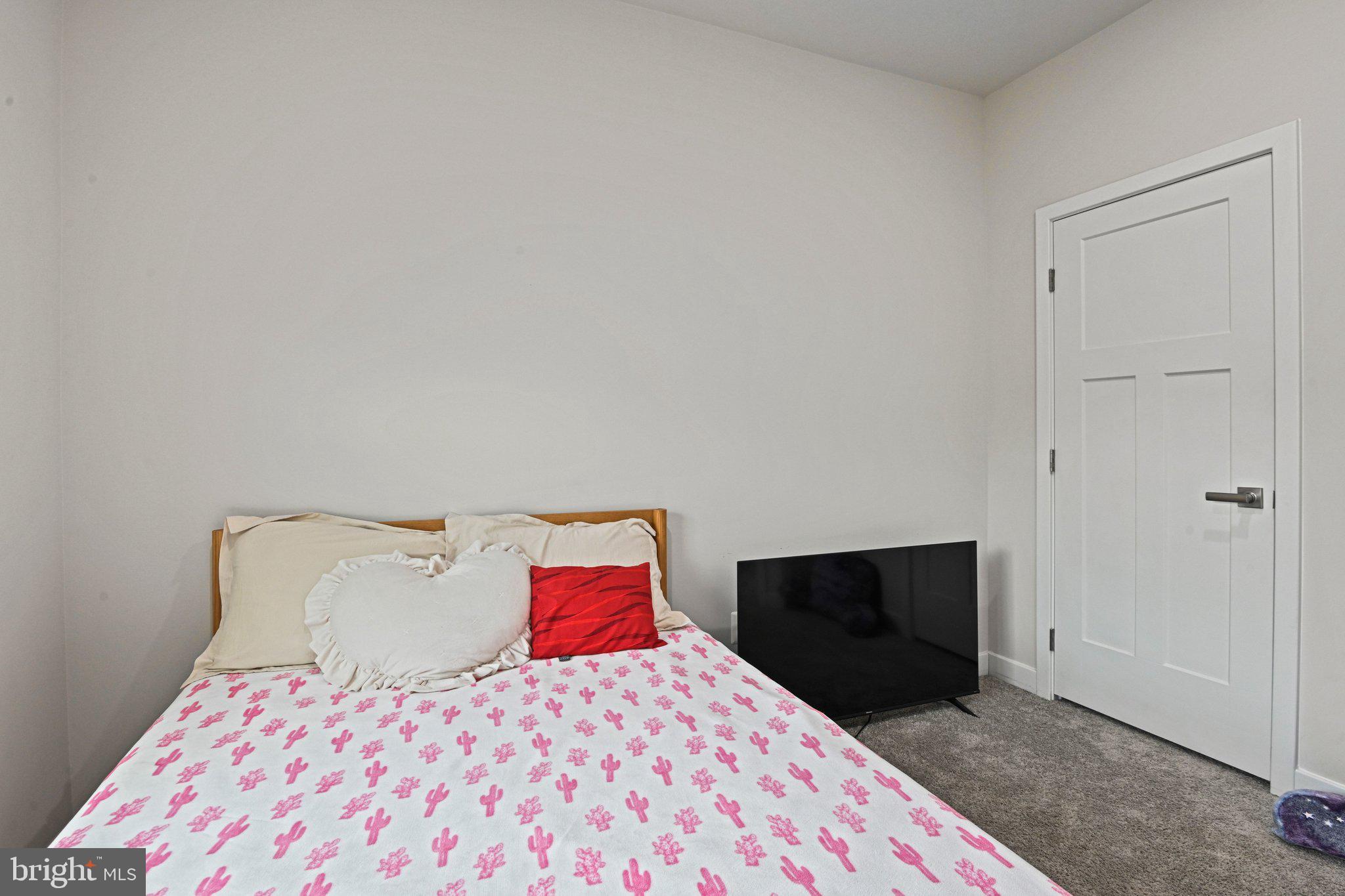 ARCOLA TOWN CENTER - Residential