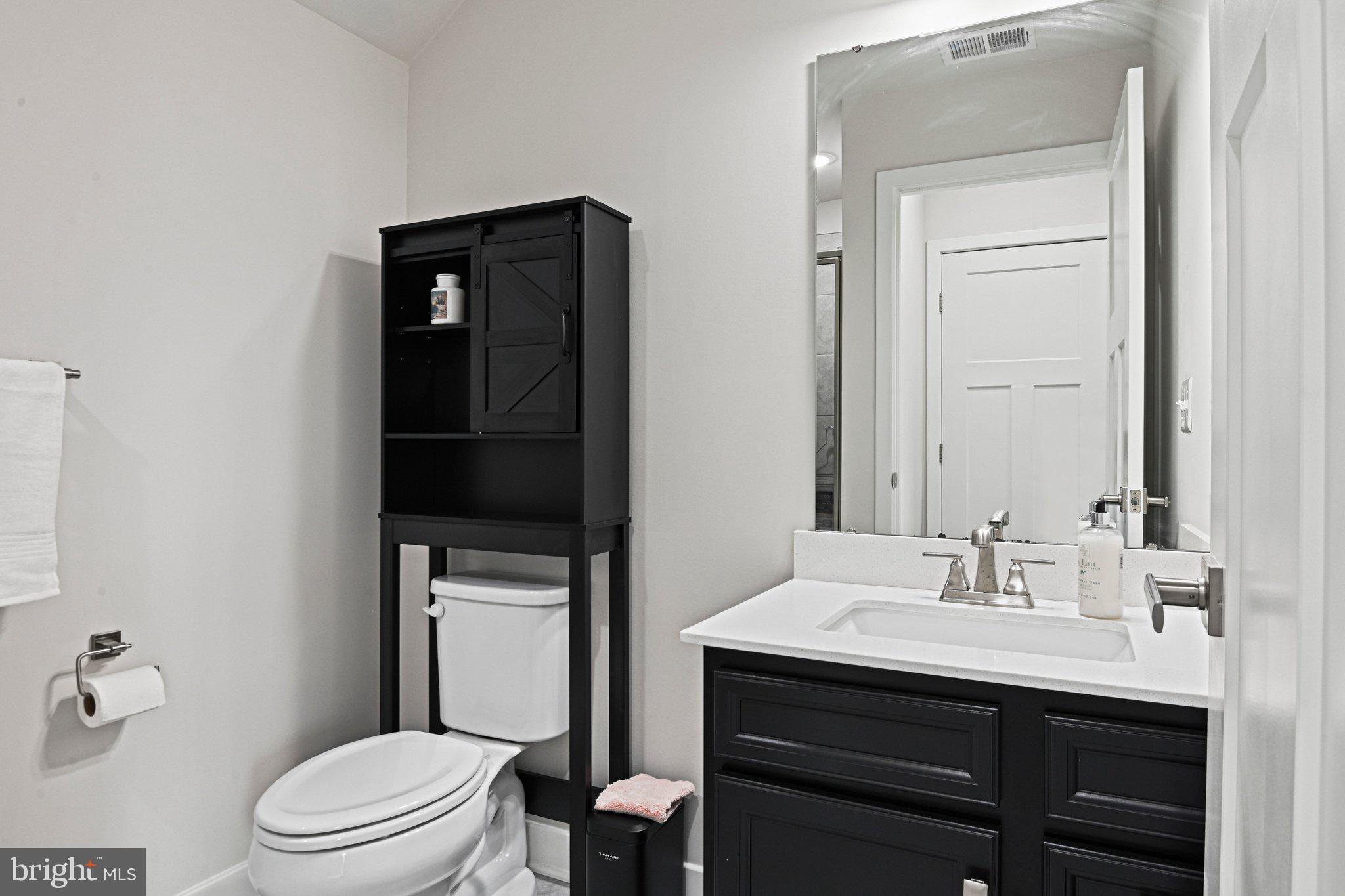 ARCOLA TOWN CENTER - Residential