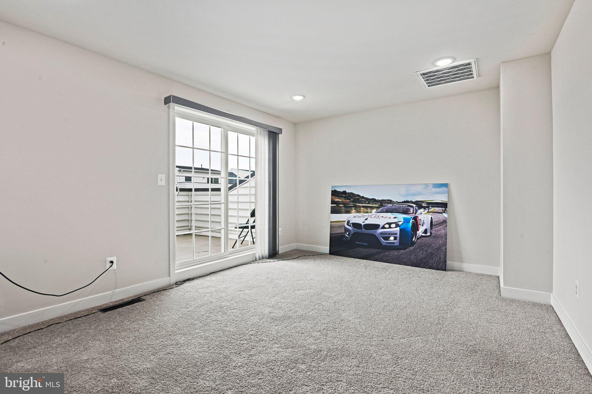 ARCOLA TOWN CENTER - Residential