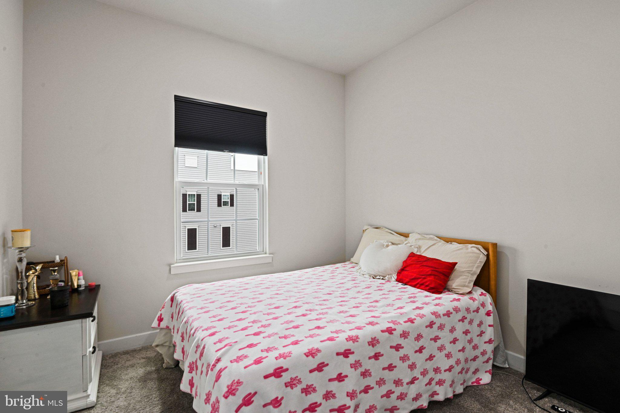 ARCOLA TOWN CENTER - Residential