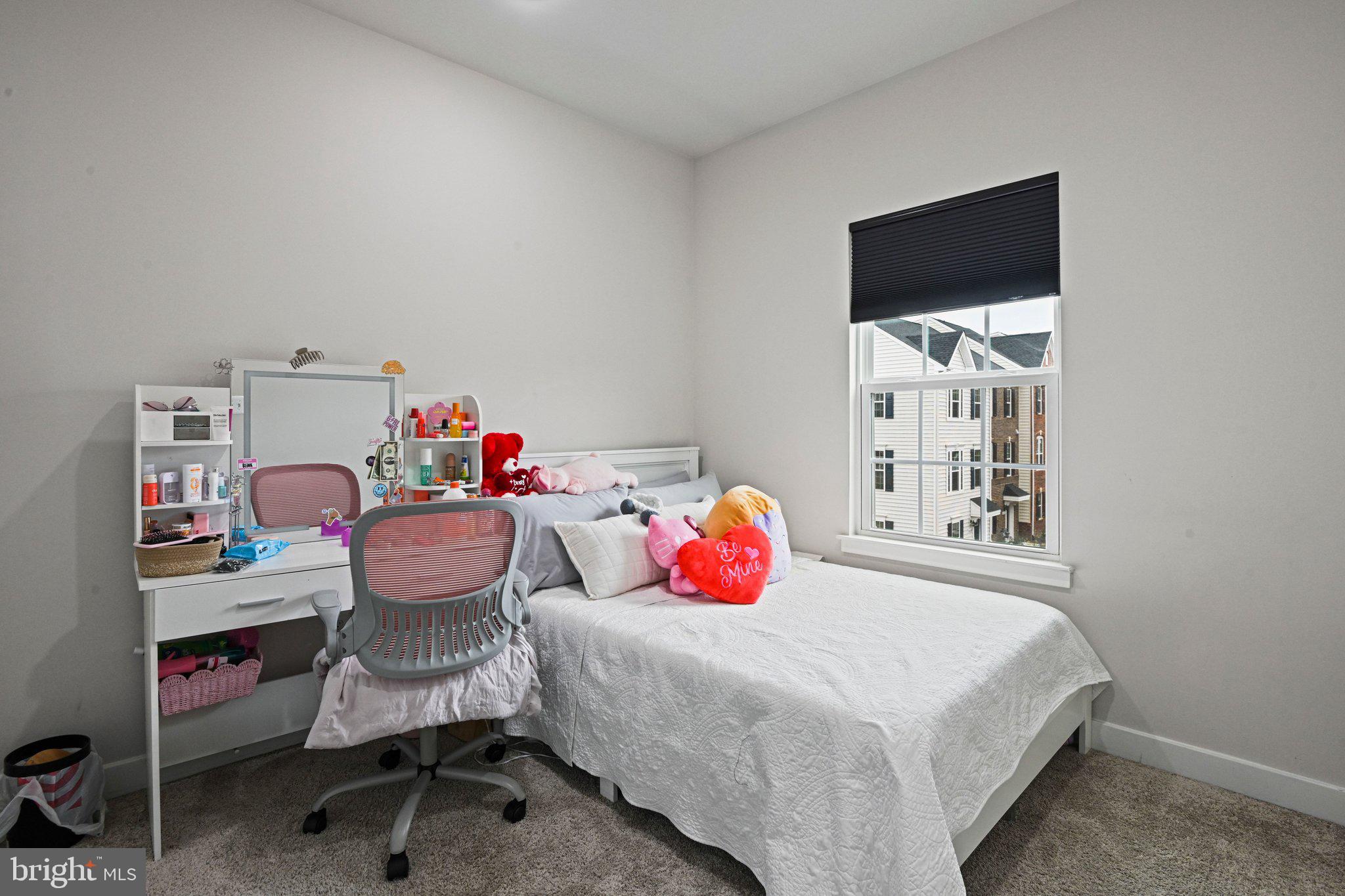 ARCOLA TOWN CENTER - Residential