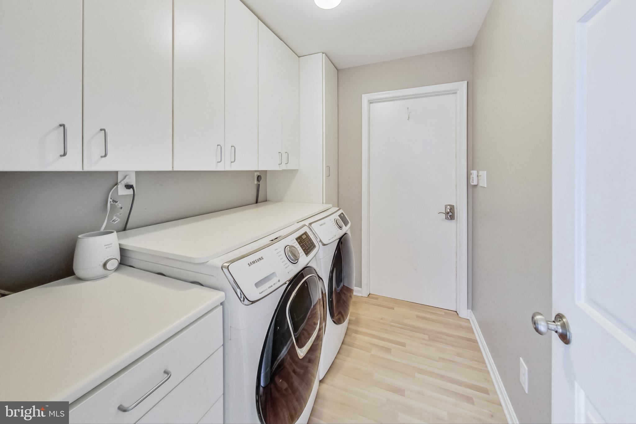 EAGLES LOFT - Residential