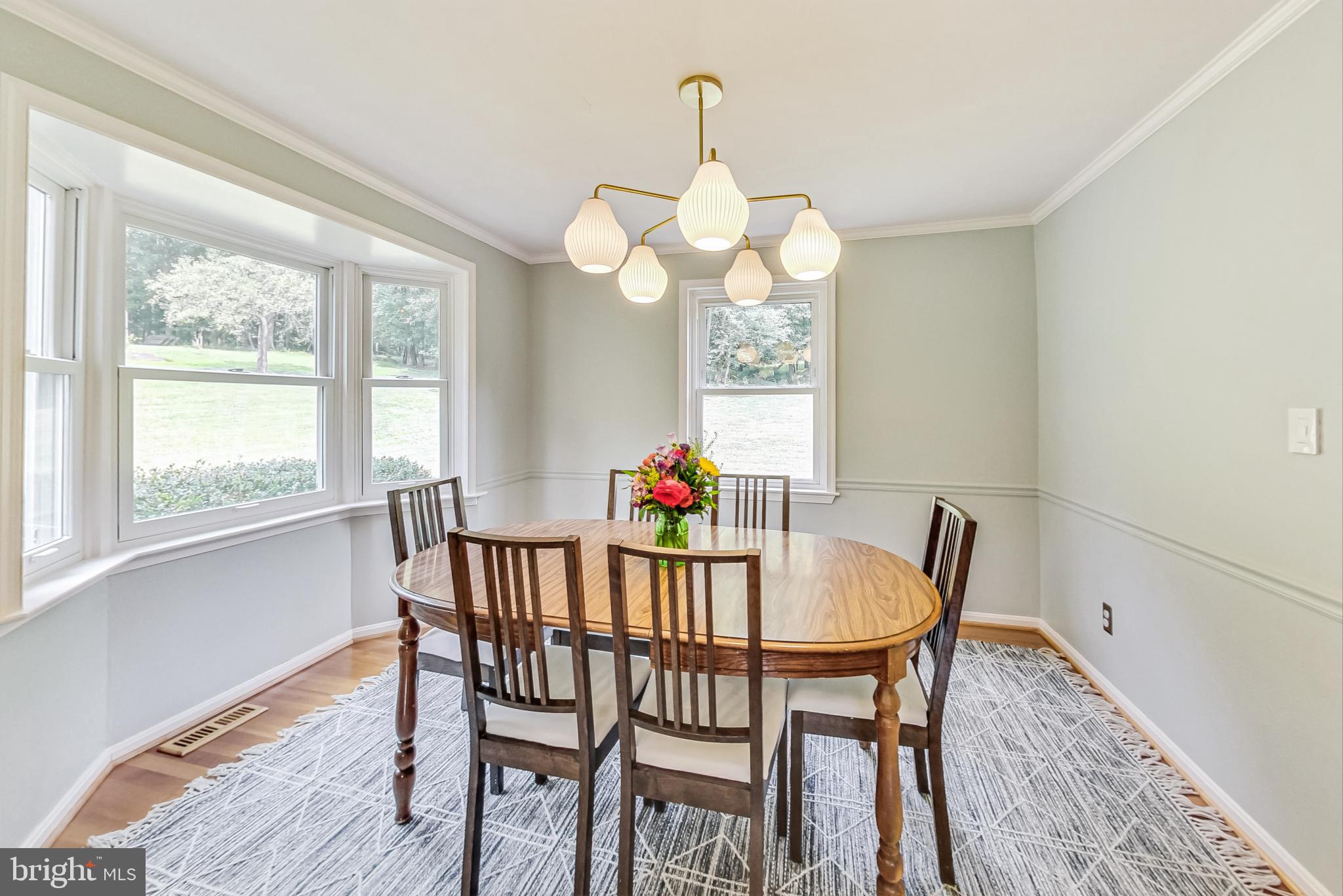 EAGLES LOFT - Residential