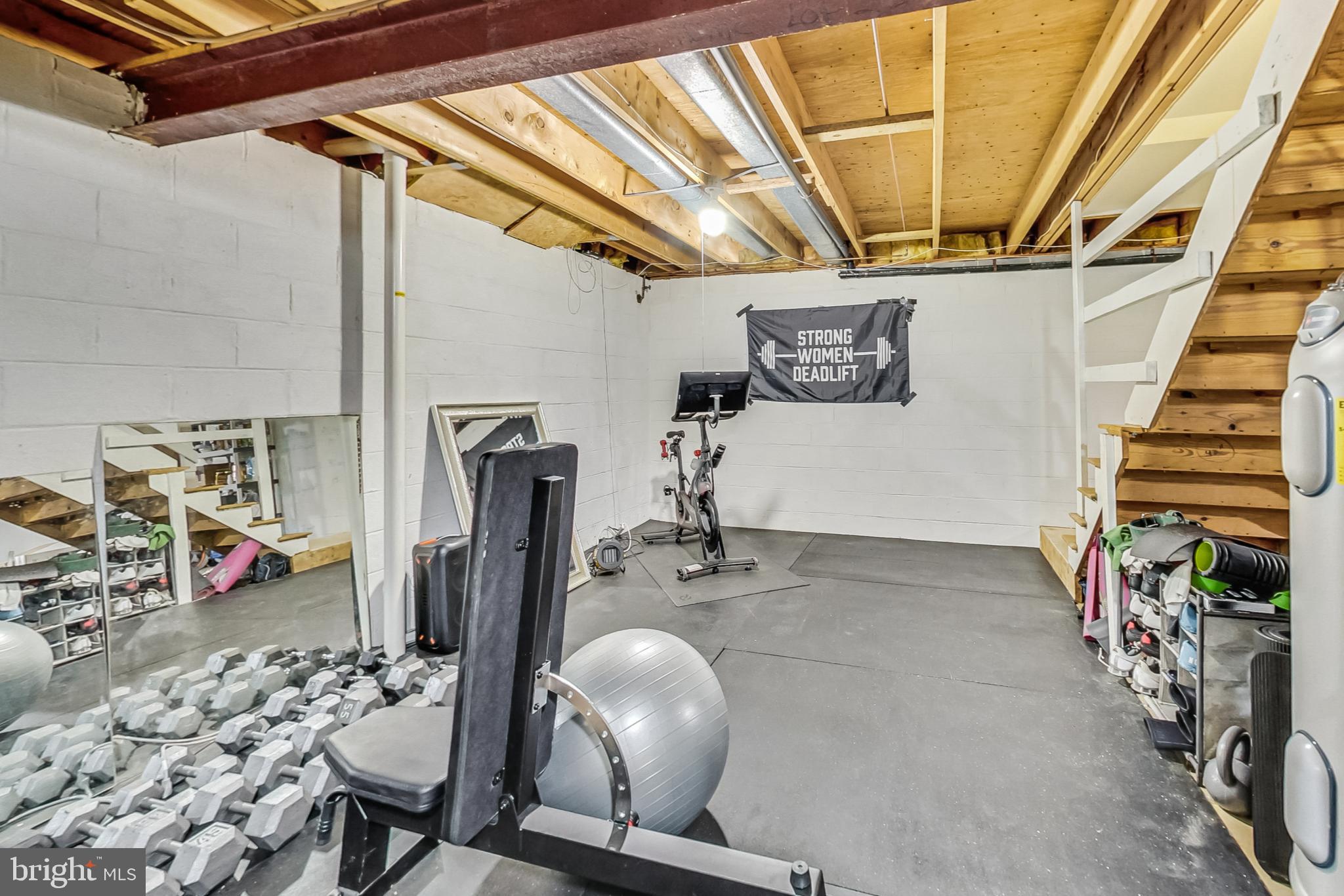 EAGLES LOFT - Residential