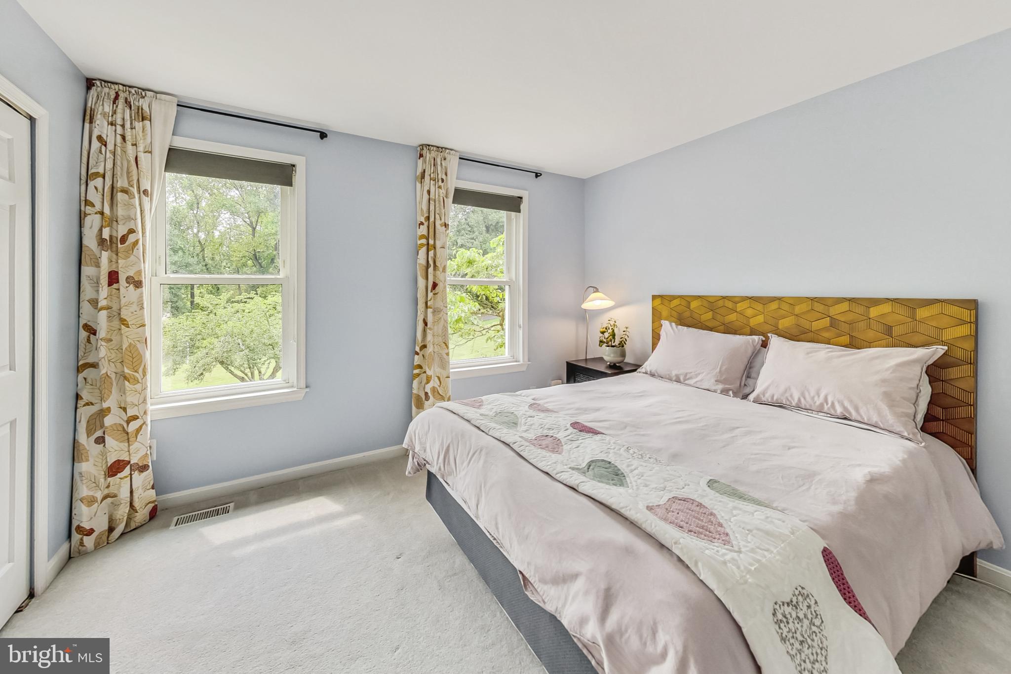 EAGLES LOFT - Residential