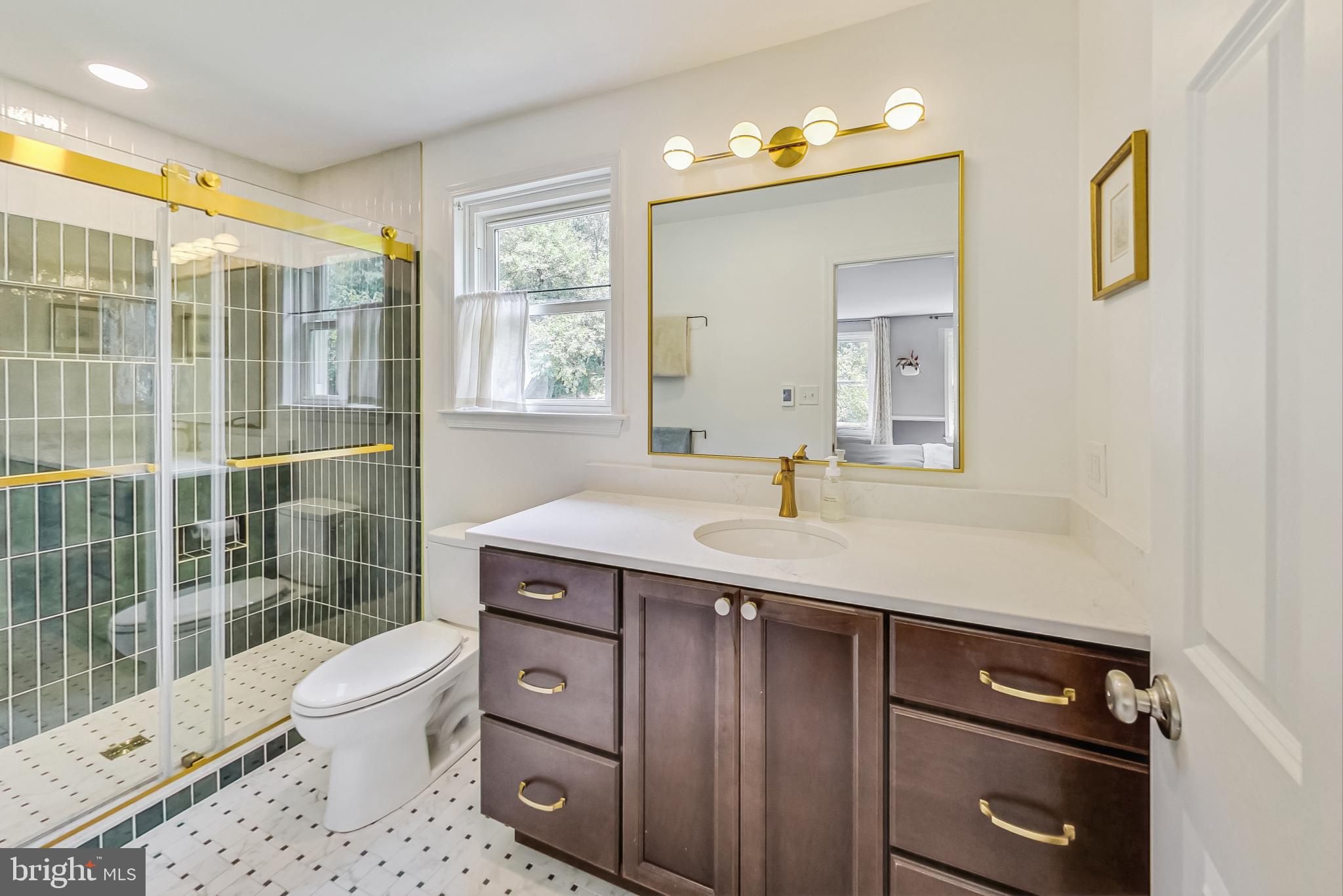 EAGLES LOFT - Residential