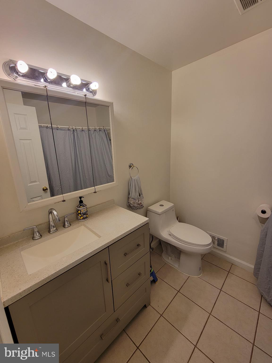 FOXHALL - Residential