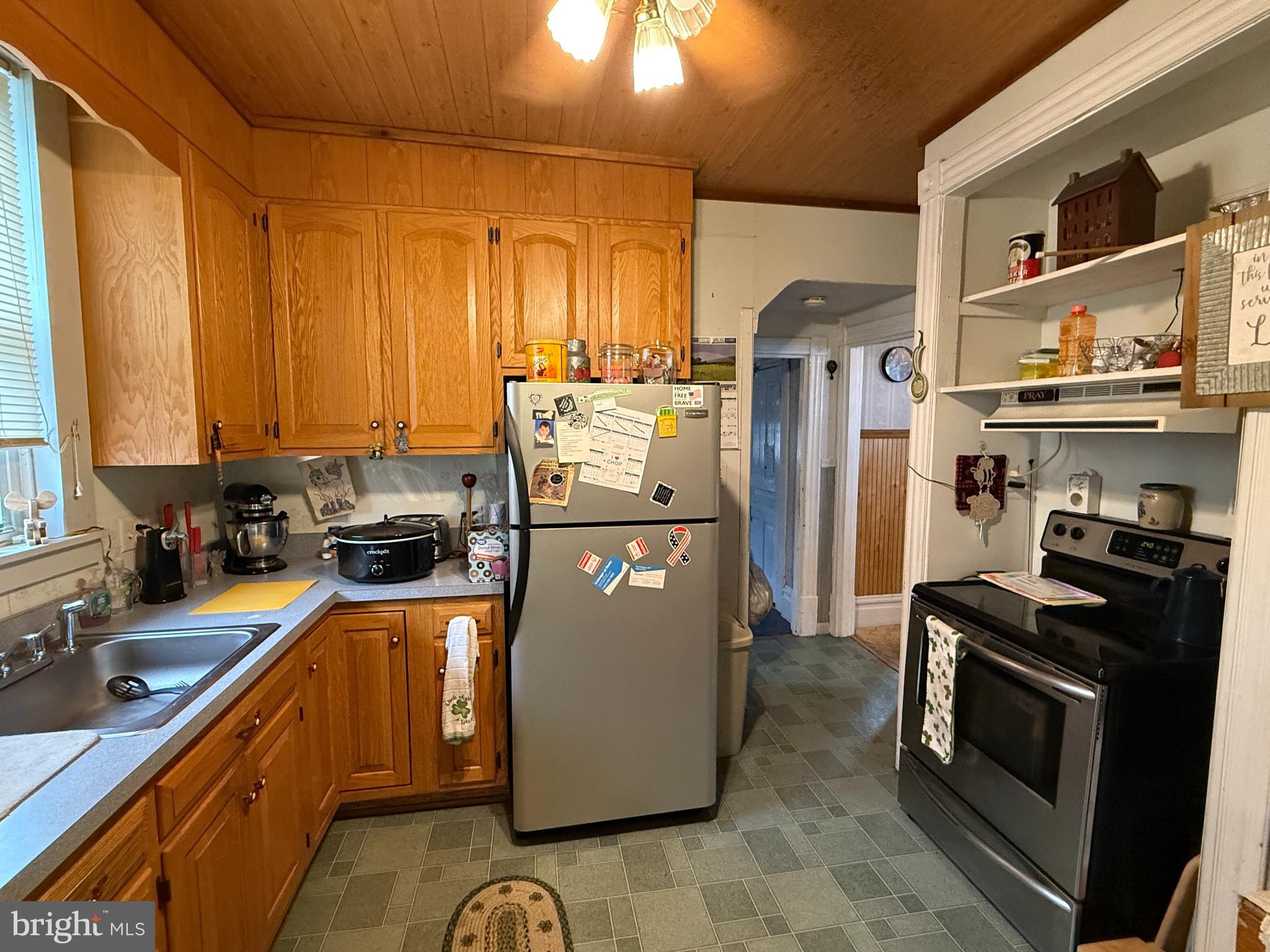 LEWISTOWN BORO - Residential