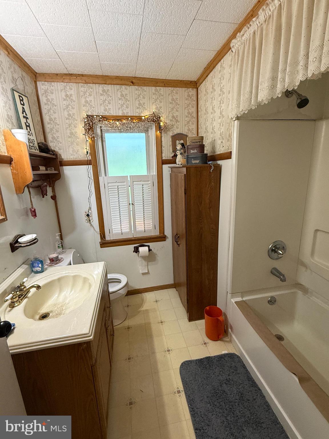 LEWISTOWN BORO - Residential