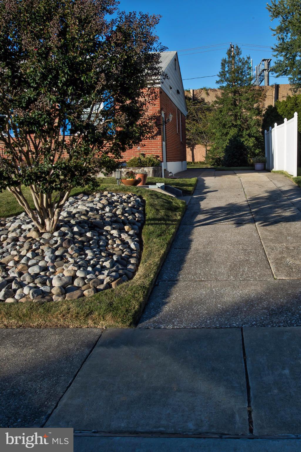 ORCHARD HILLS - Residential