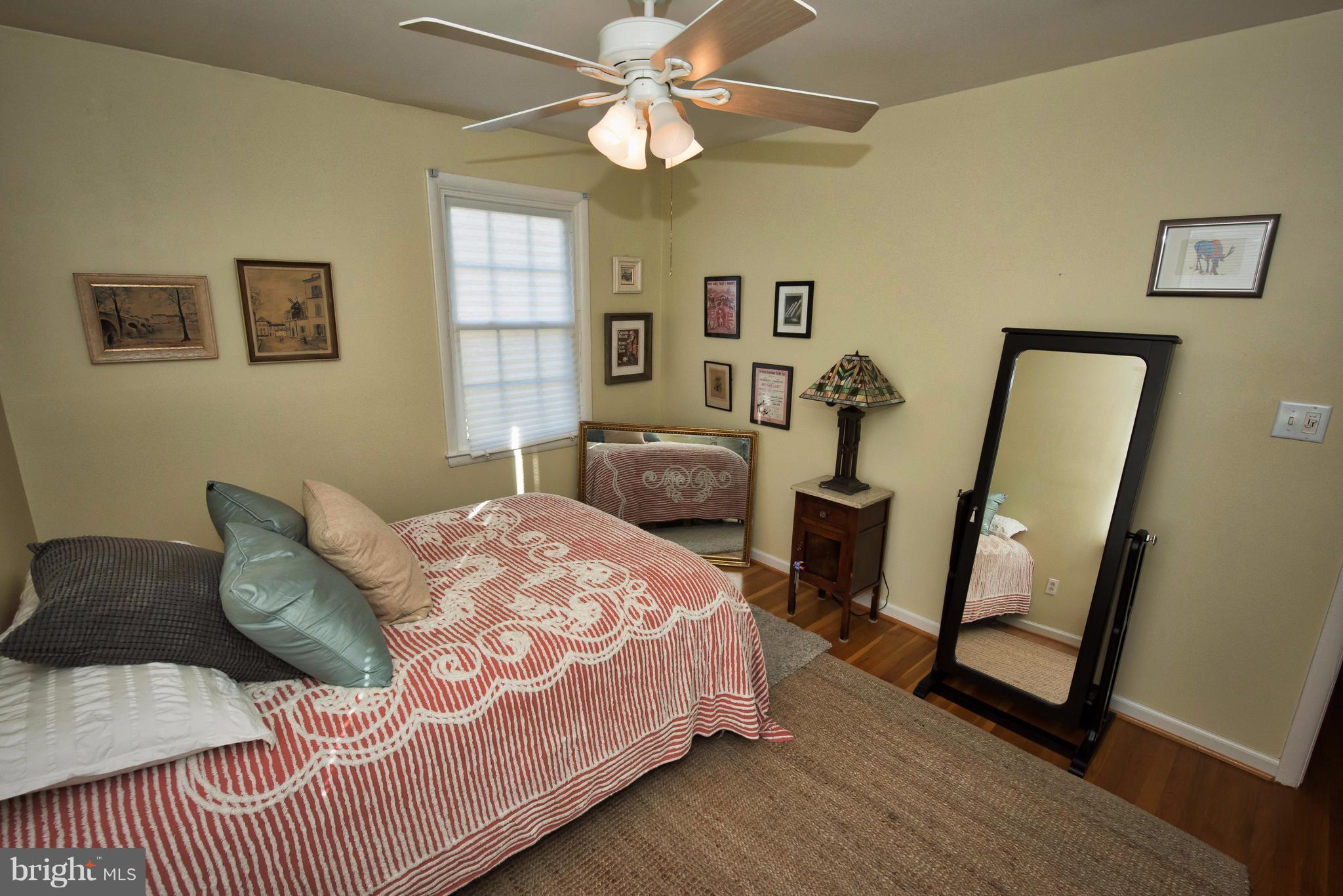 ORCHARD HILLS - Residential