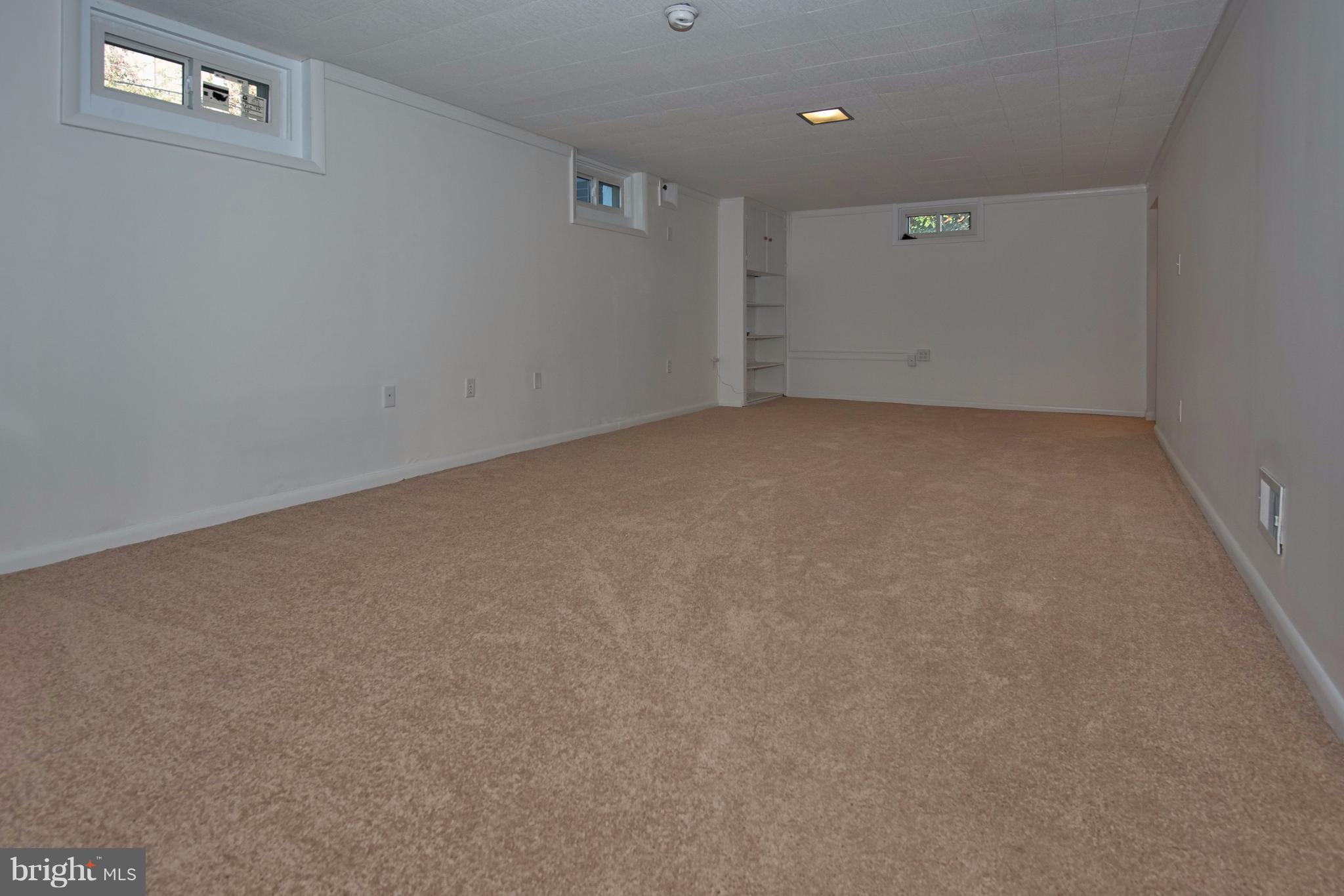 ORCHARD HILLS - Residential