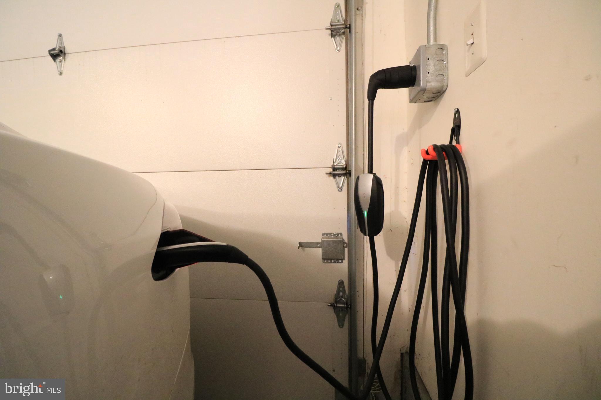 PINEY GLEN VILLAGE - Residential Lease