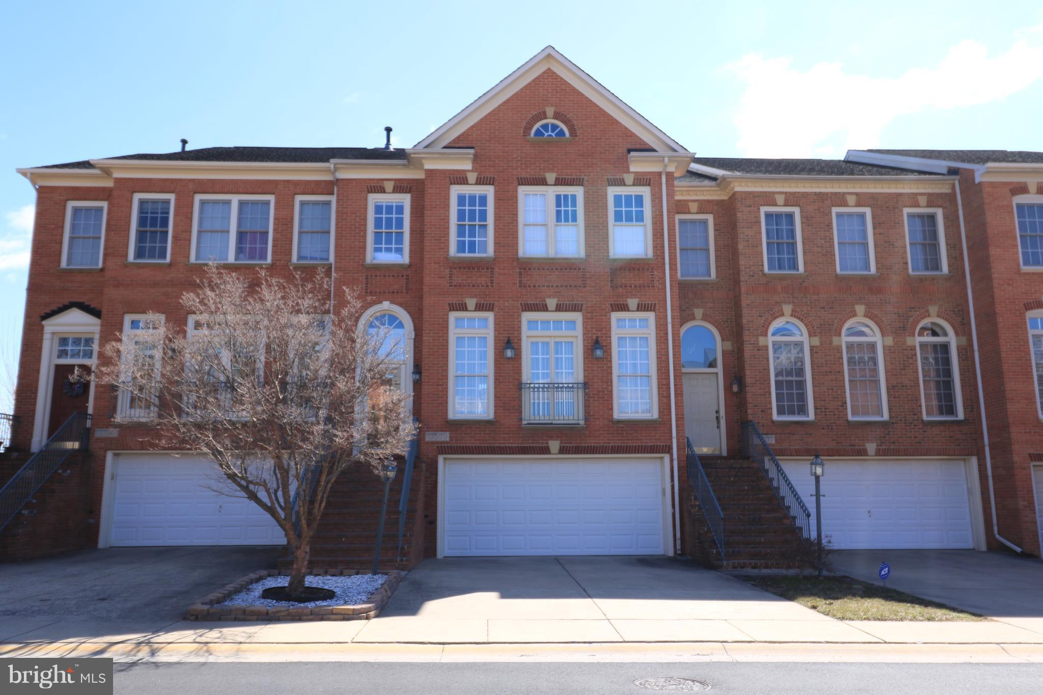 PINEY GLEN VILLAGE - Residential Lease