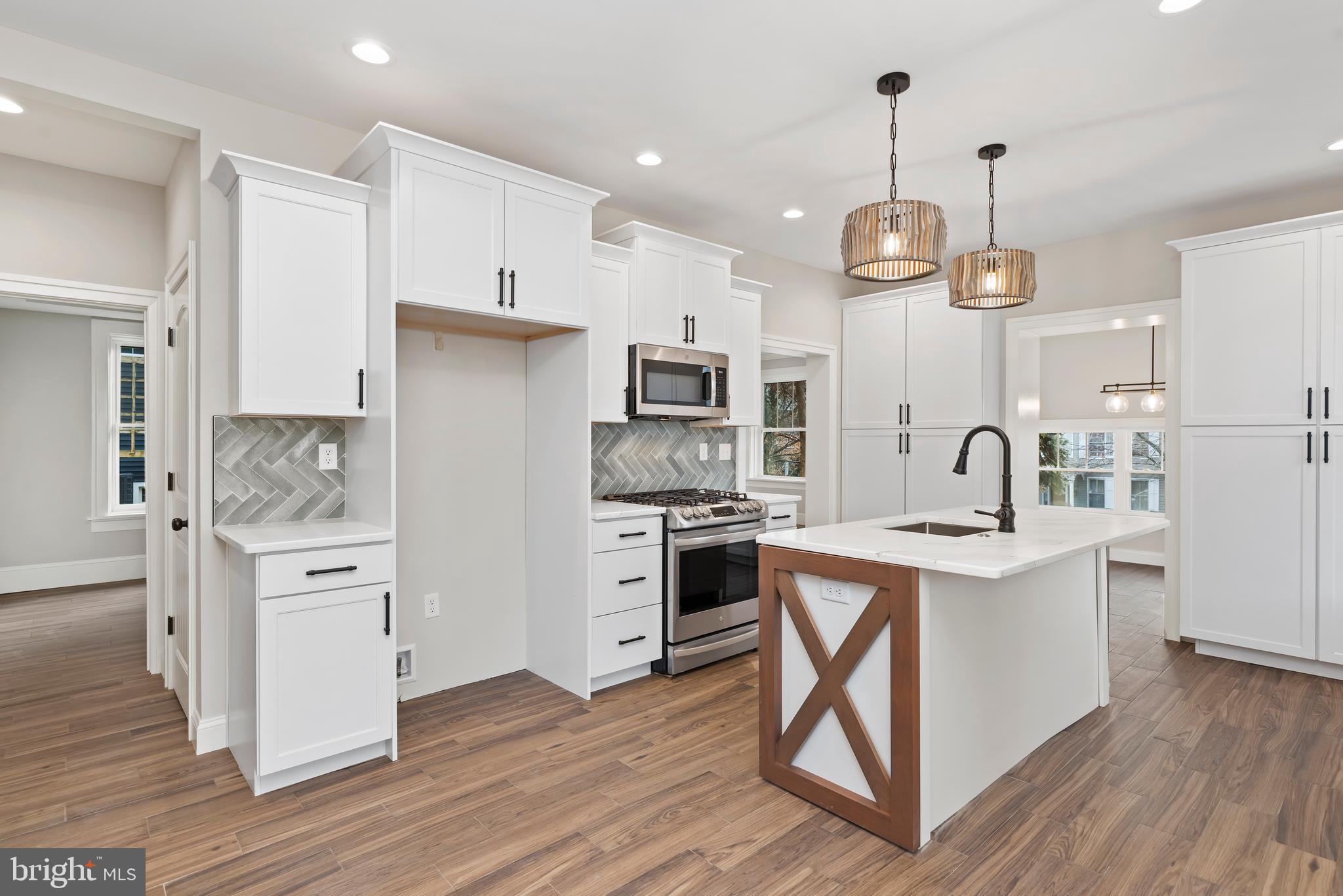CAMP HILL BOROUGH - Residential