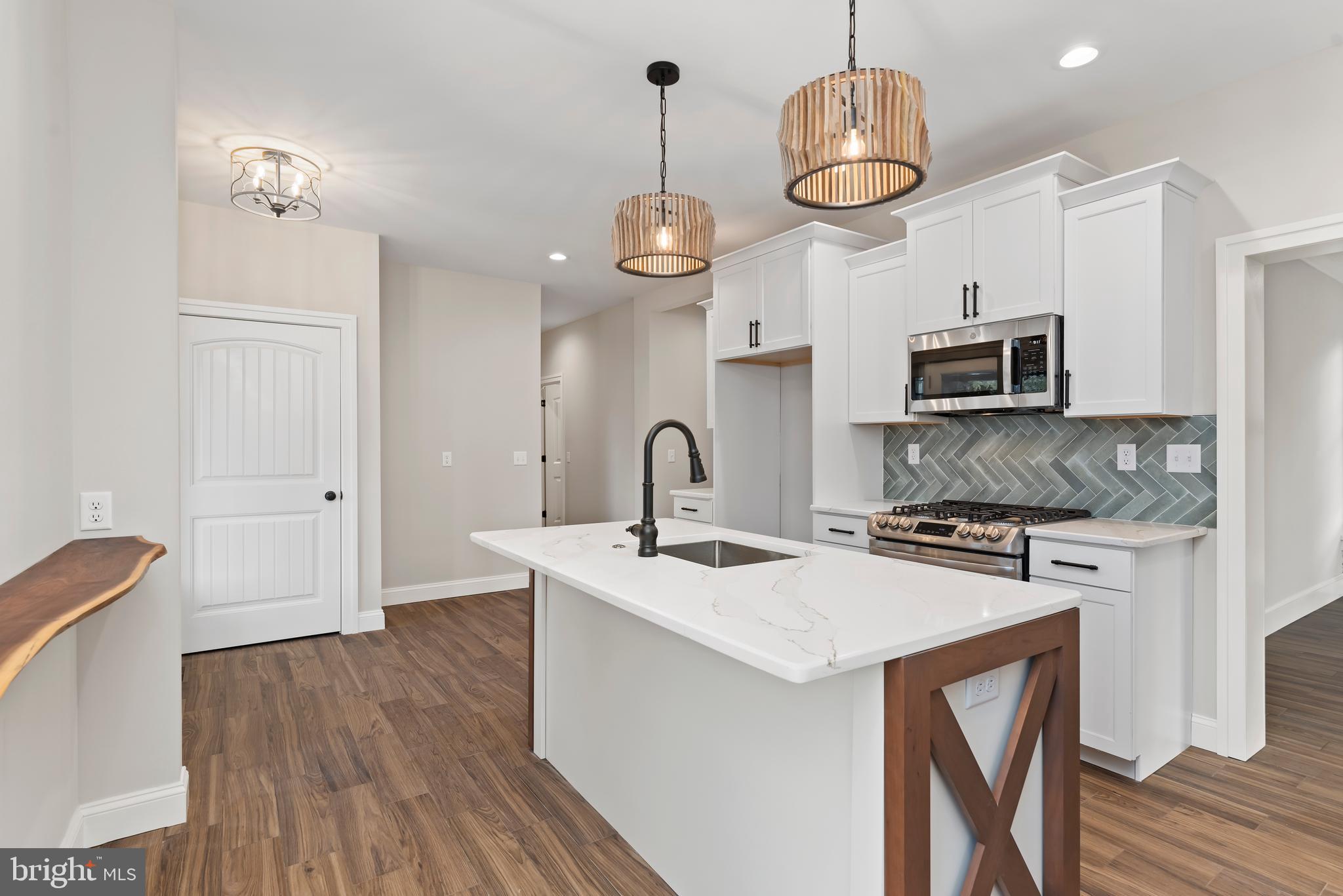 CAMP HILL BOROUGH - Residential
