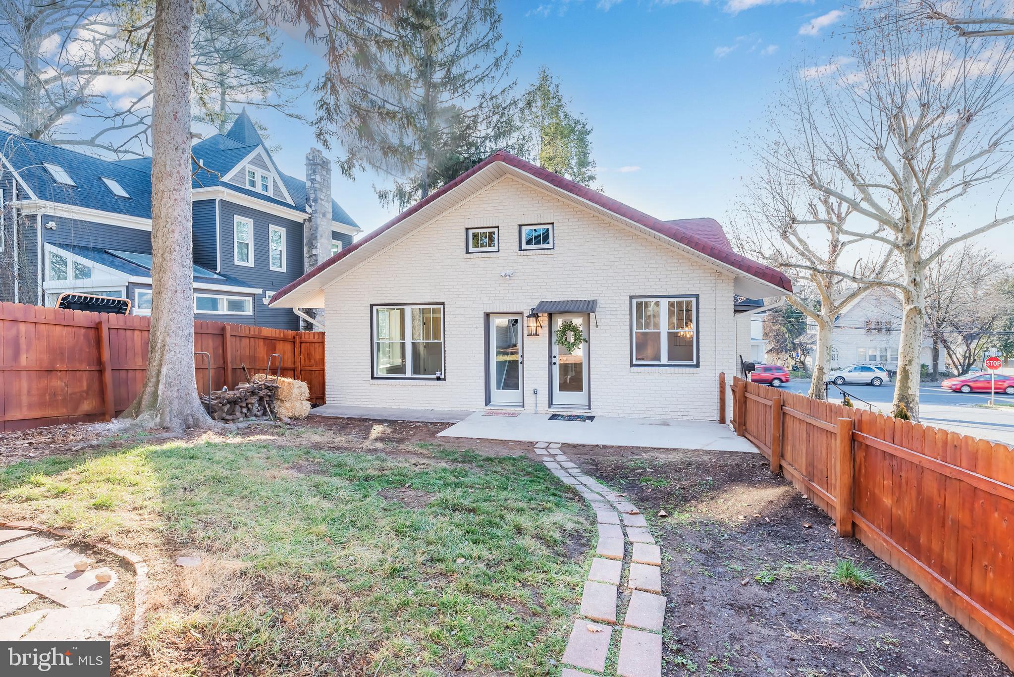 CAMP HILL BOROUGH - Residential