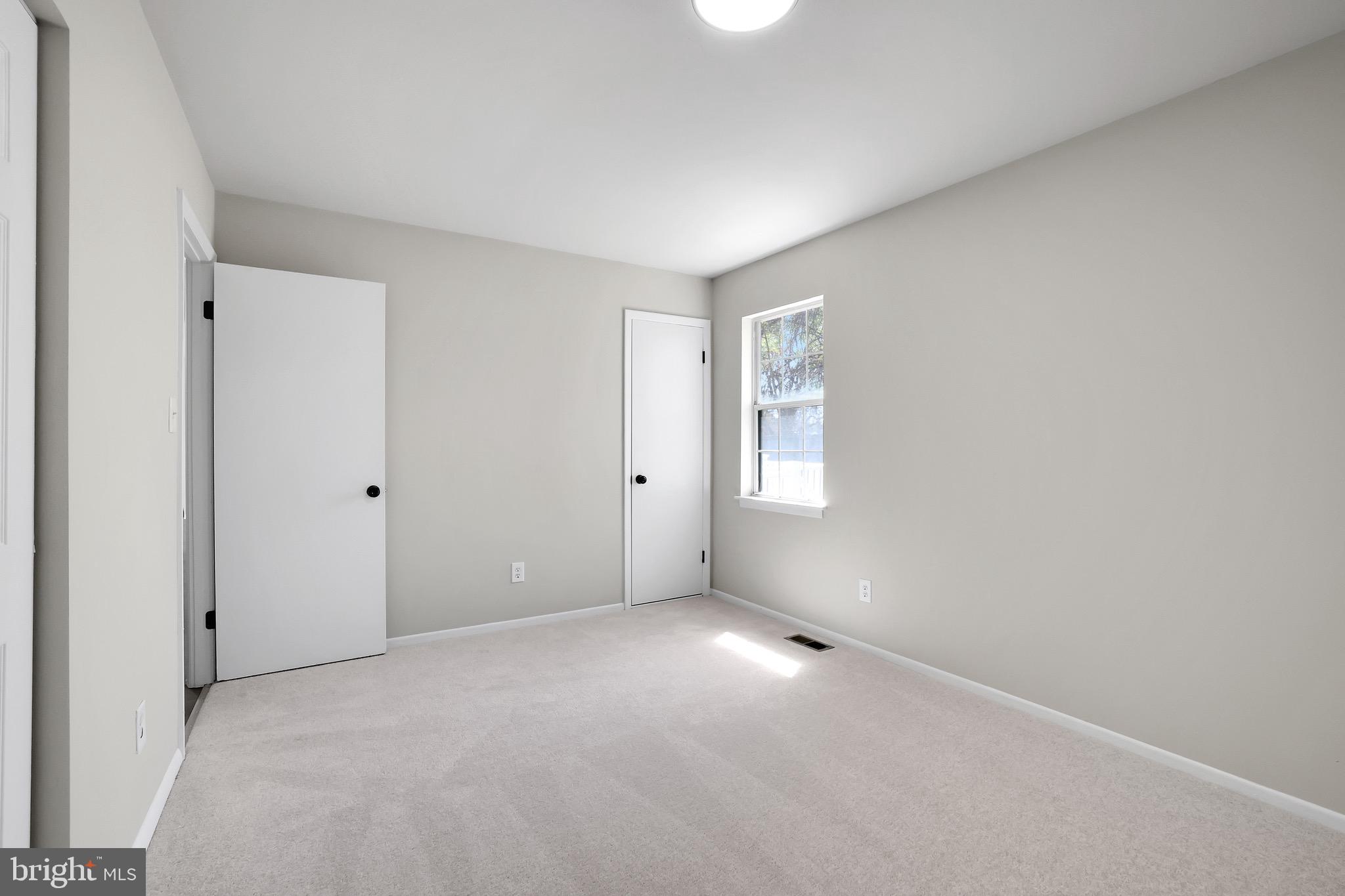 CROFTON VILLAGE - Residential