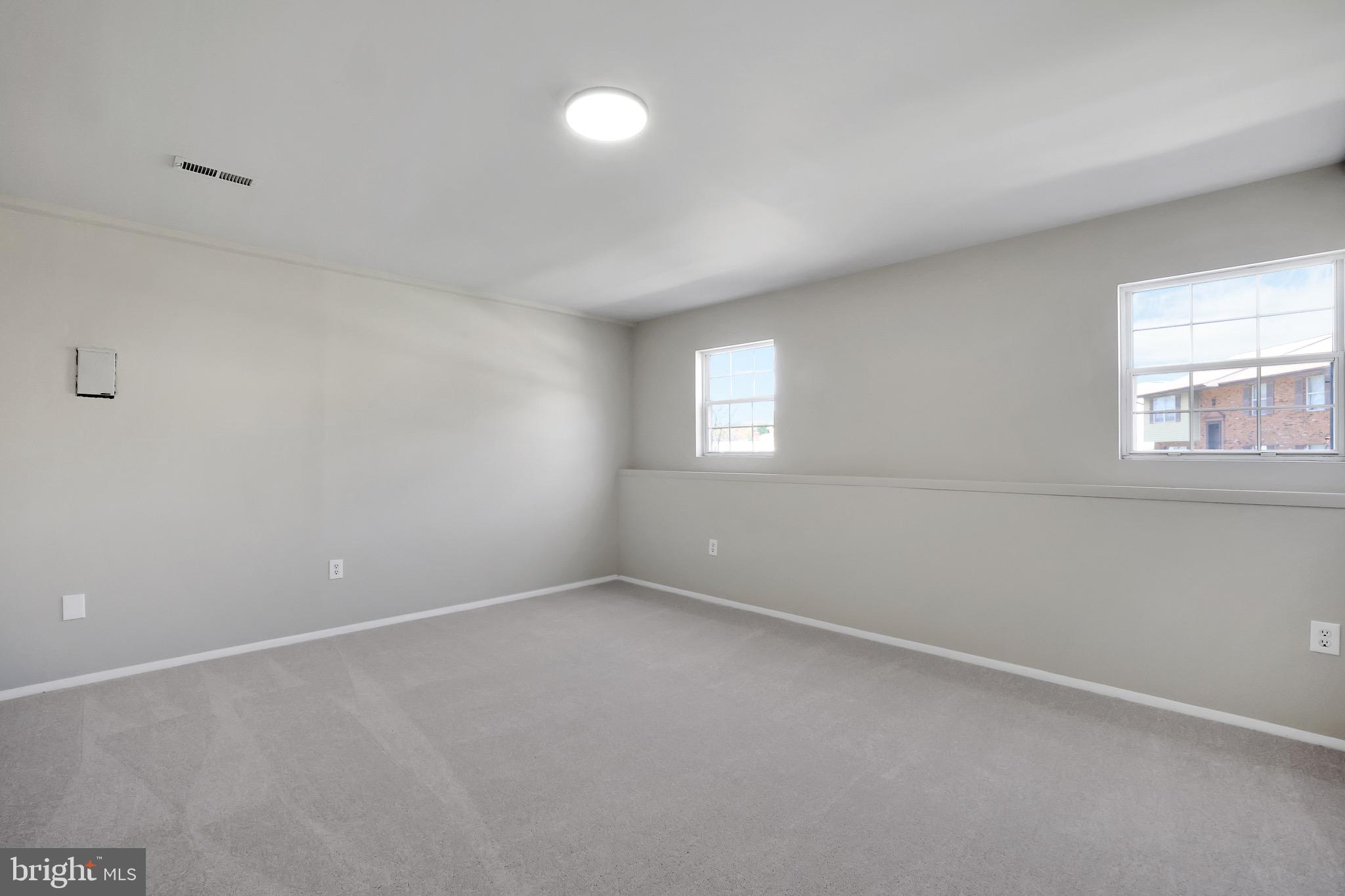 CROFTON VILLAGE - Residential