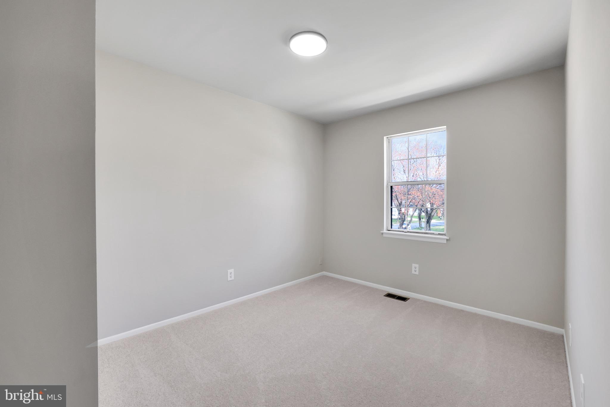 CROFTON VILLAGE - Residential