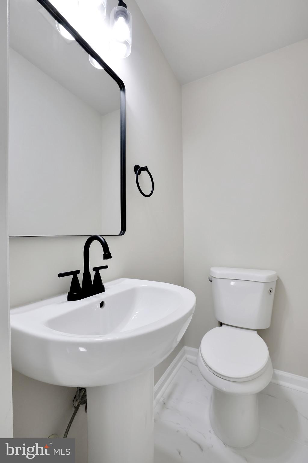 CROFTON VILLAGE - Residential