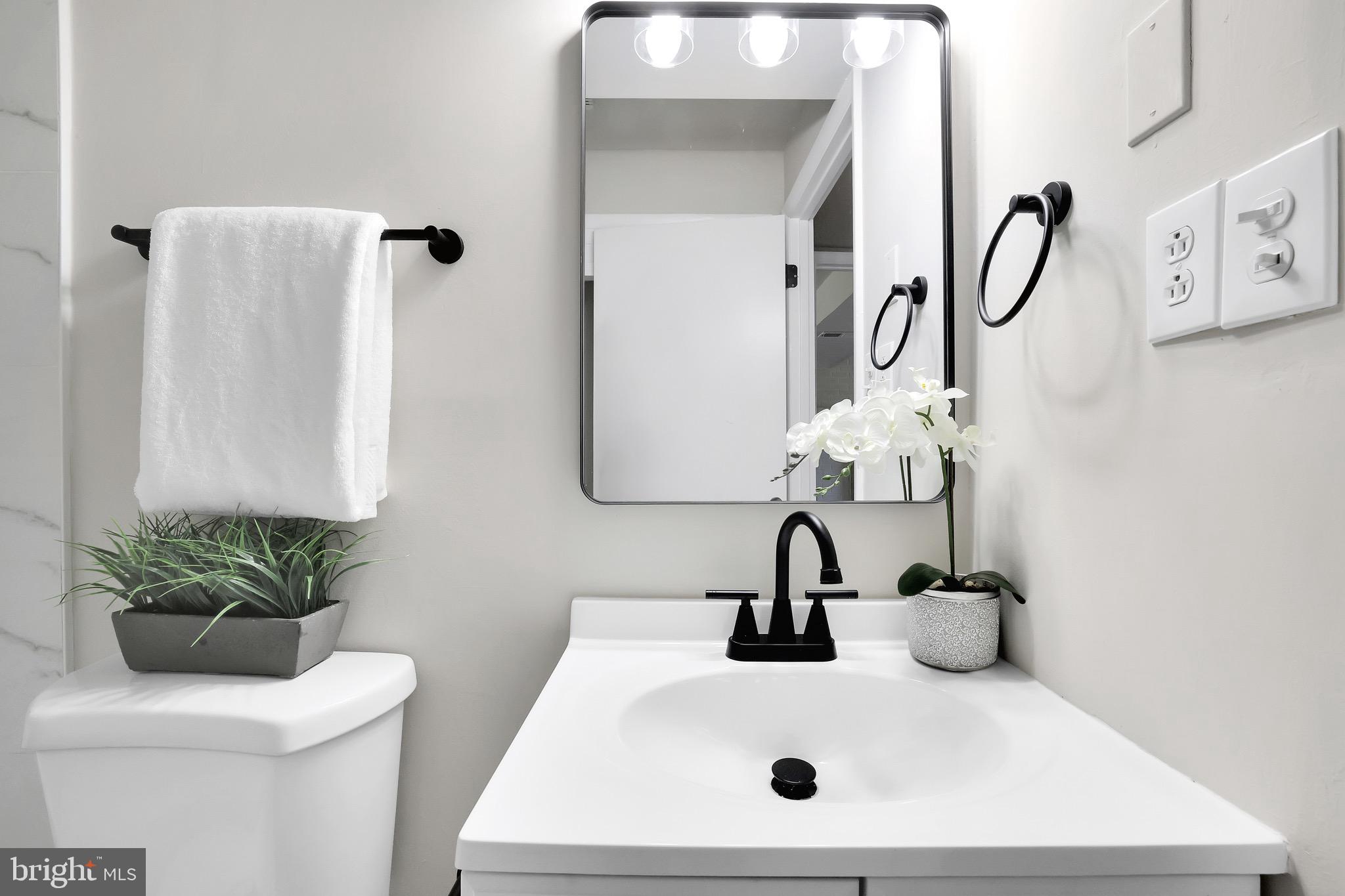 CROFTON VILLAGE - Residential