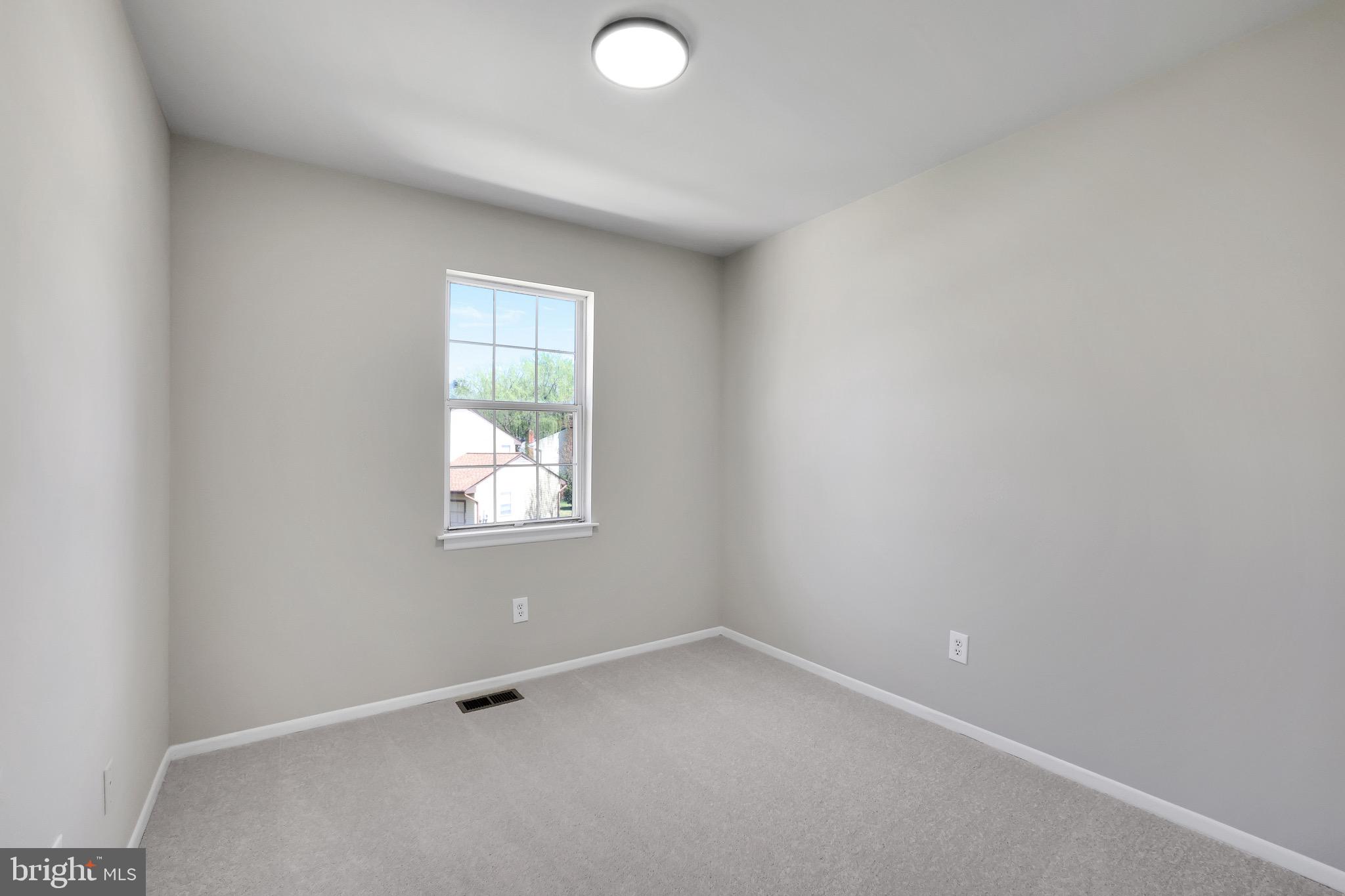 CROFTON VILLAGE - Residential