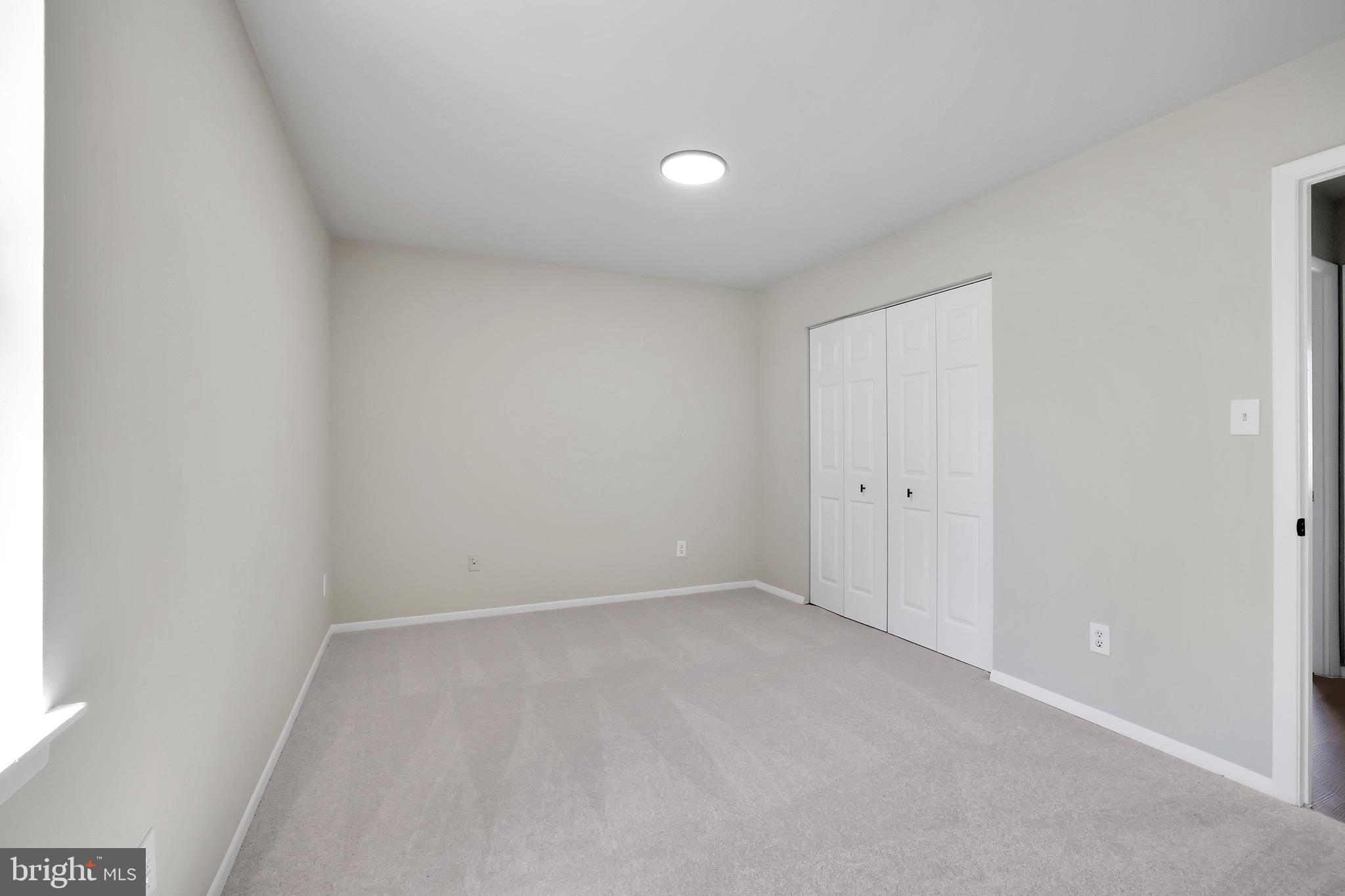 CROFTON VILLAGE - Residential