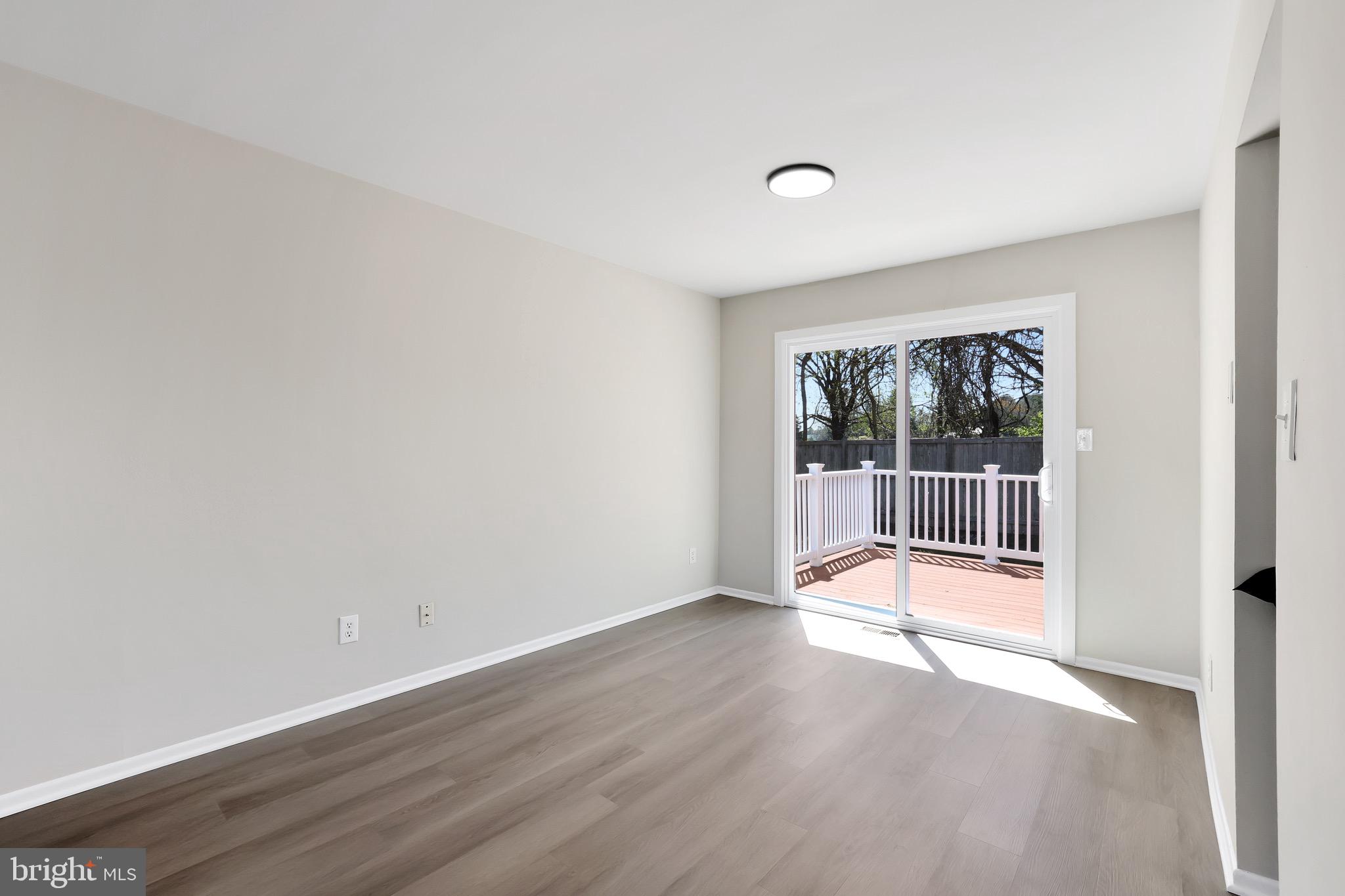 CROFTON VILLAGE - Residential