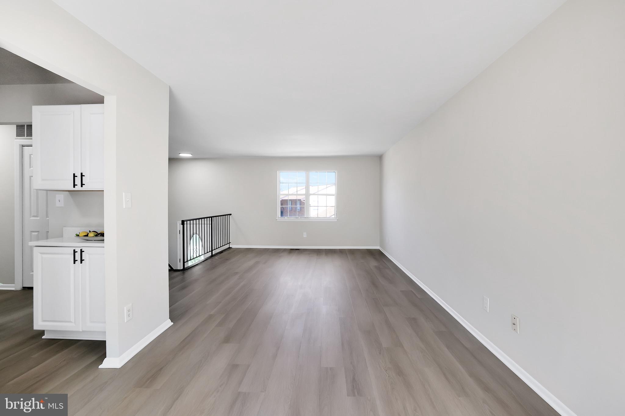 CROFTON VILLAGE - Residential