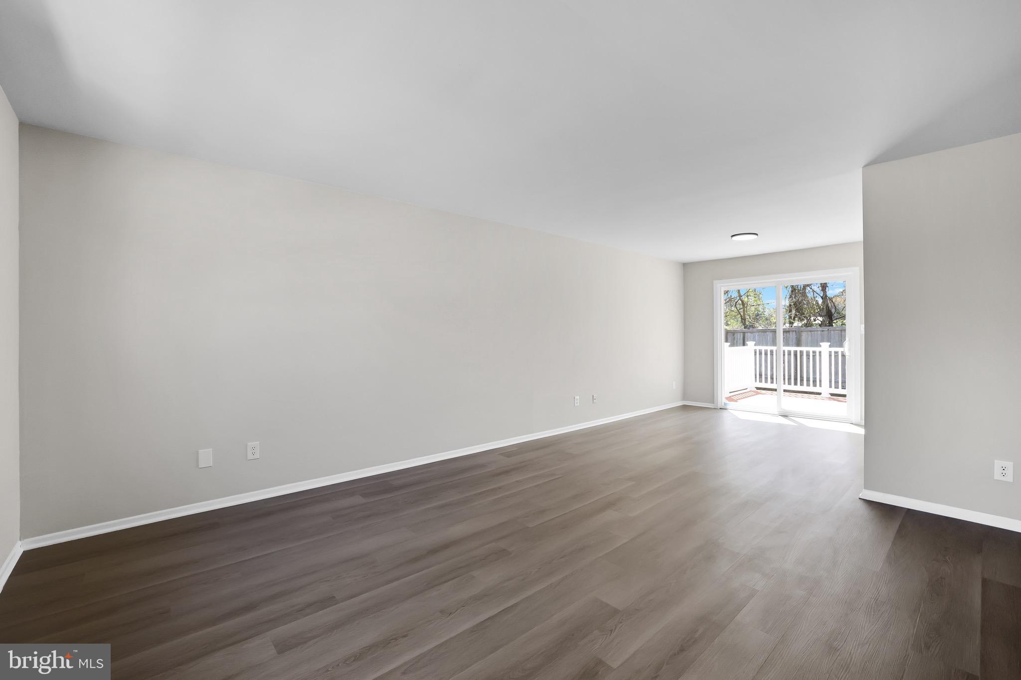 CROFTON VILLAGE - Residential