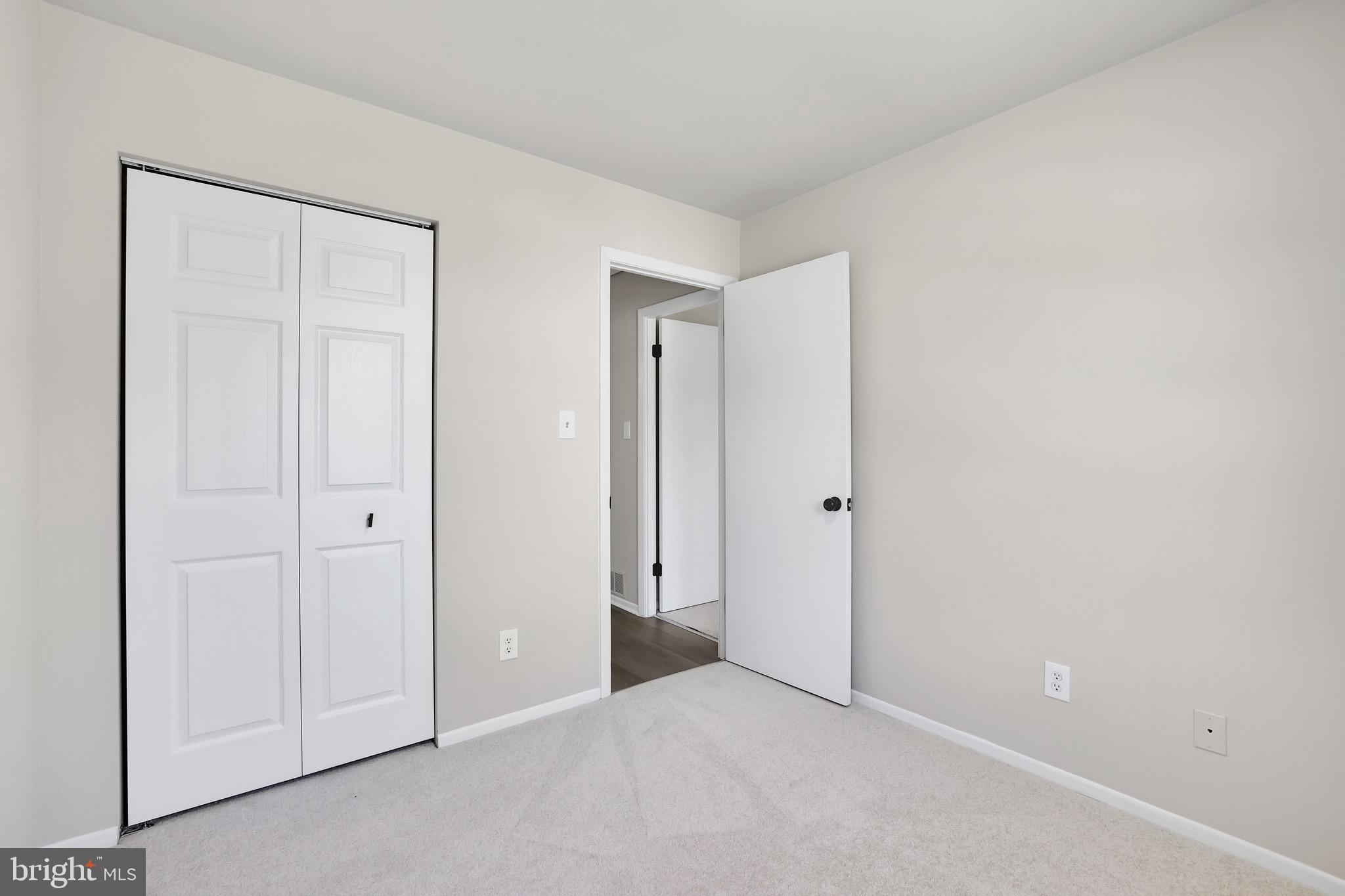 CROFTON VILLAGE - Residential